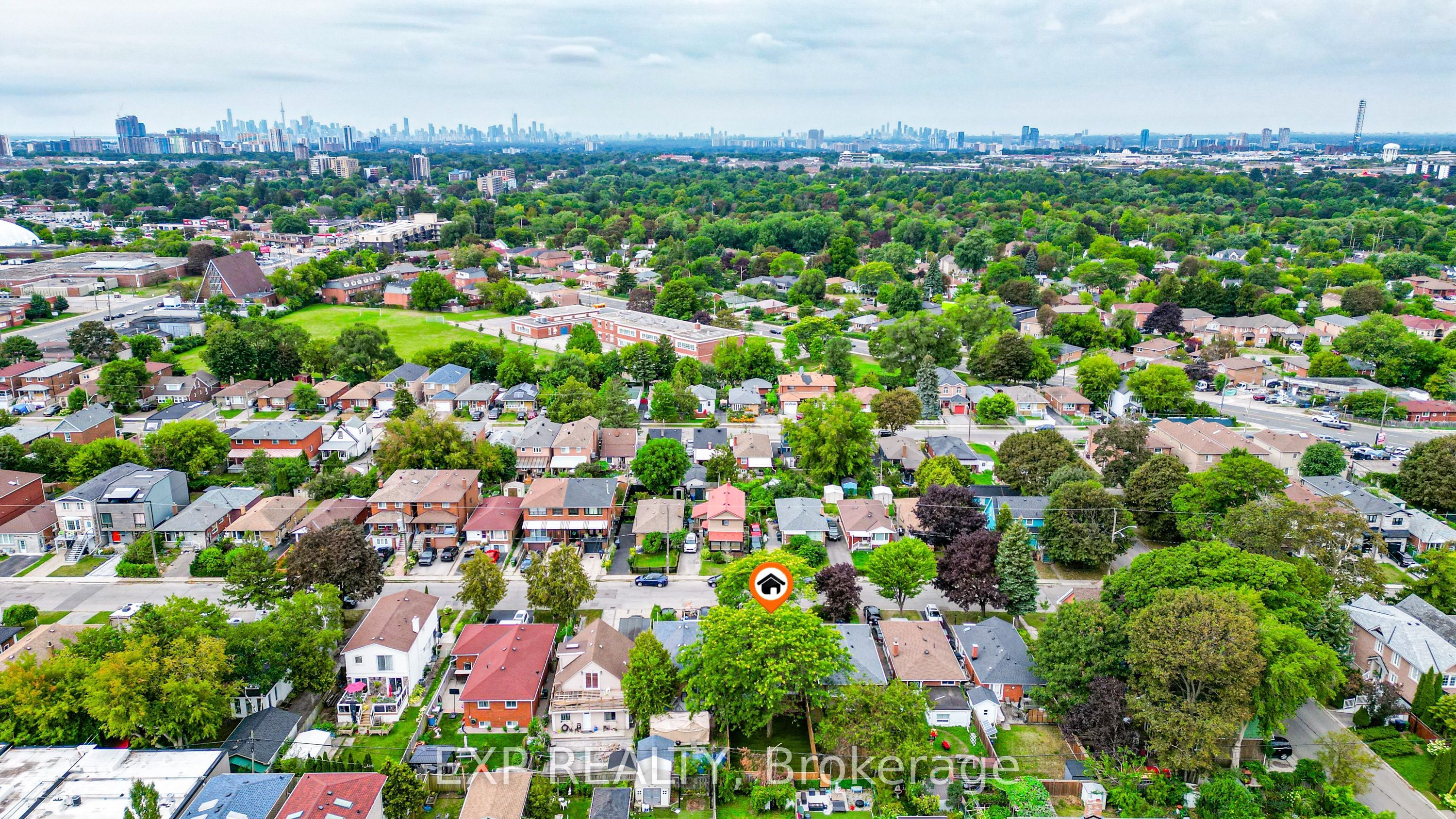 31A Laurel Avenue, Toronto, ON M1K 3J3 photo 3