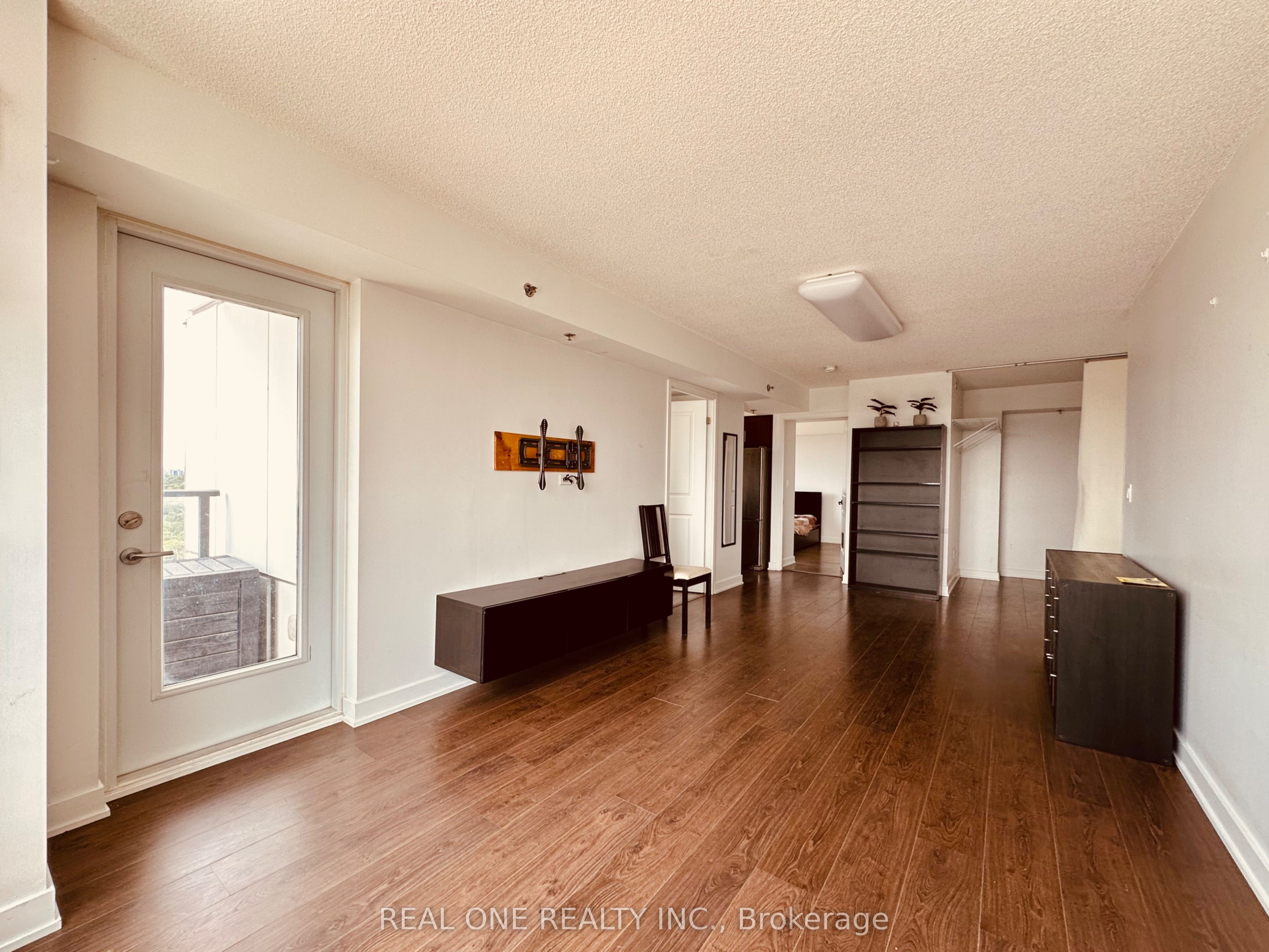 185 Bonis Avenue 1506, Toronto, ON M1T 0A4 photo 3