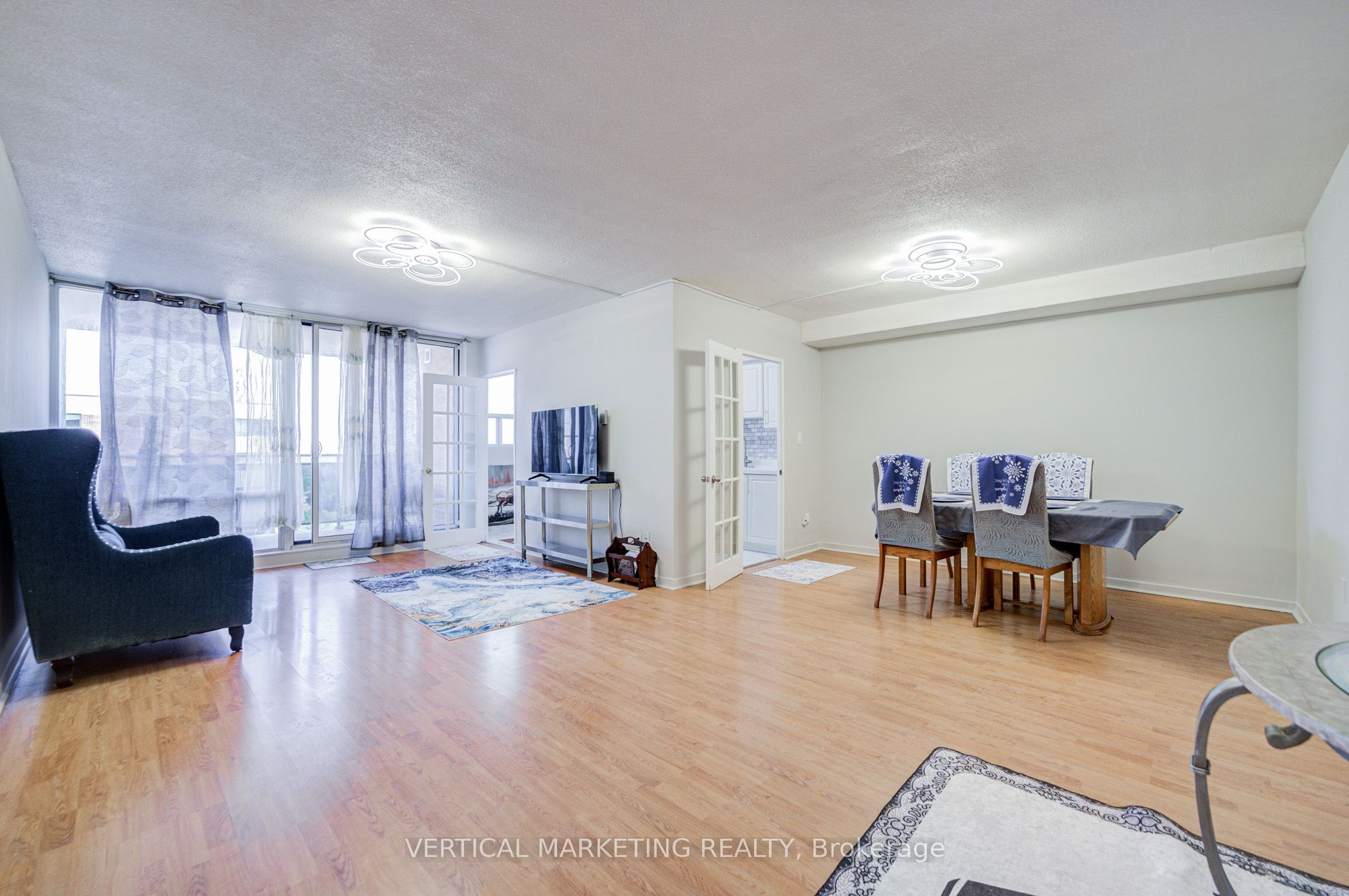 20 Gilder Drive E PH07, Toronto, ON M1K 5E1 photo 3