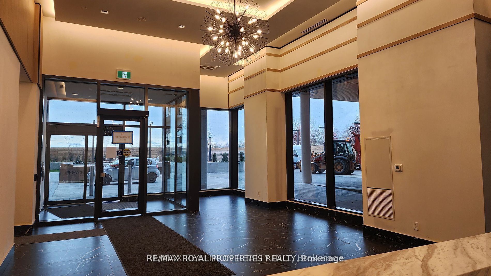 1350 Ellesmere Road 504, Toronto, ON M1P 0G6 photo 2
