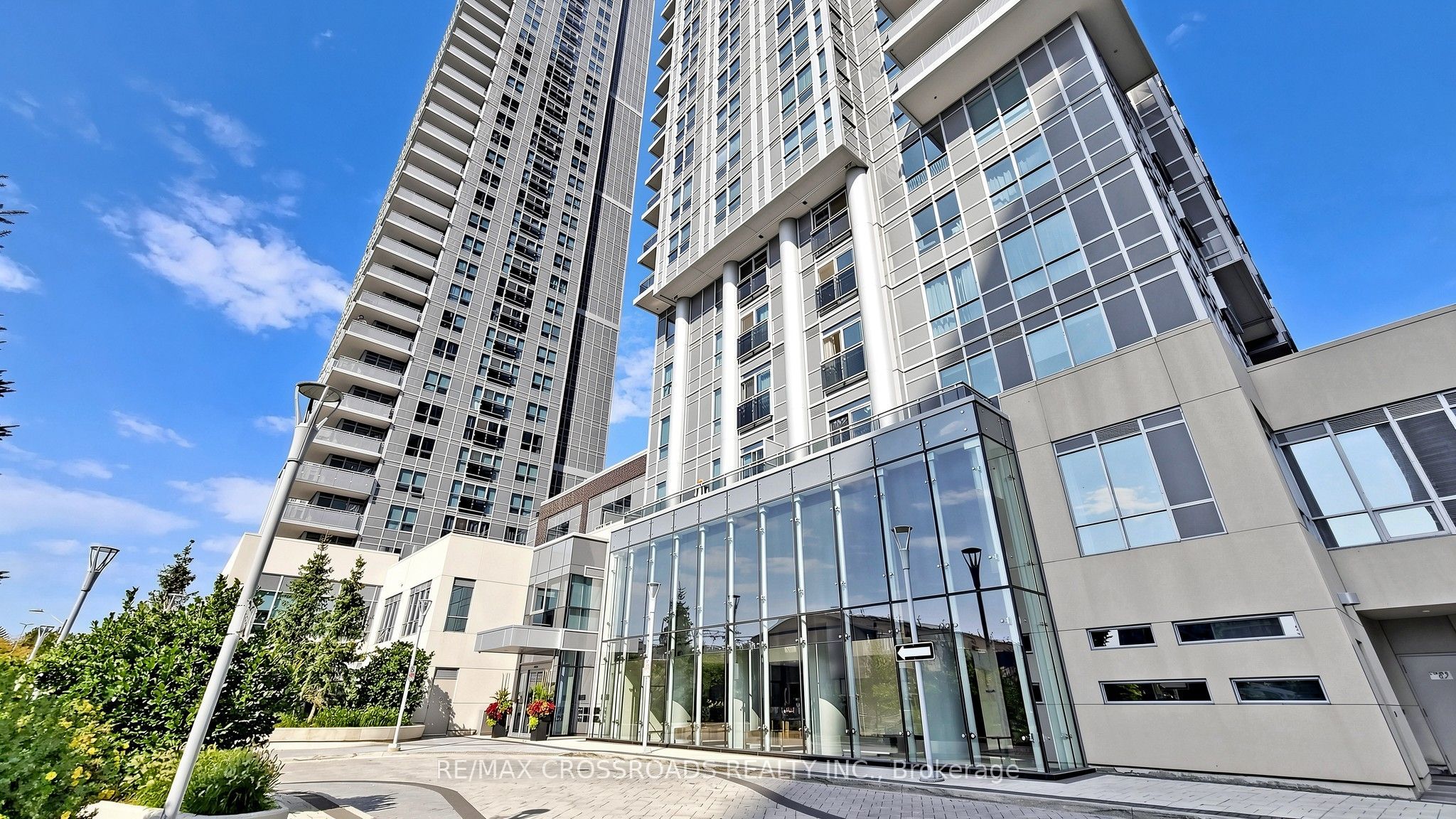 275 Village Green Square 525, Toronto, ON M1S 0L8 photo 2