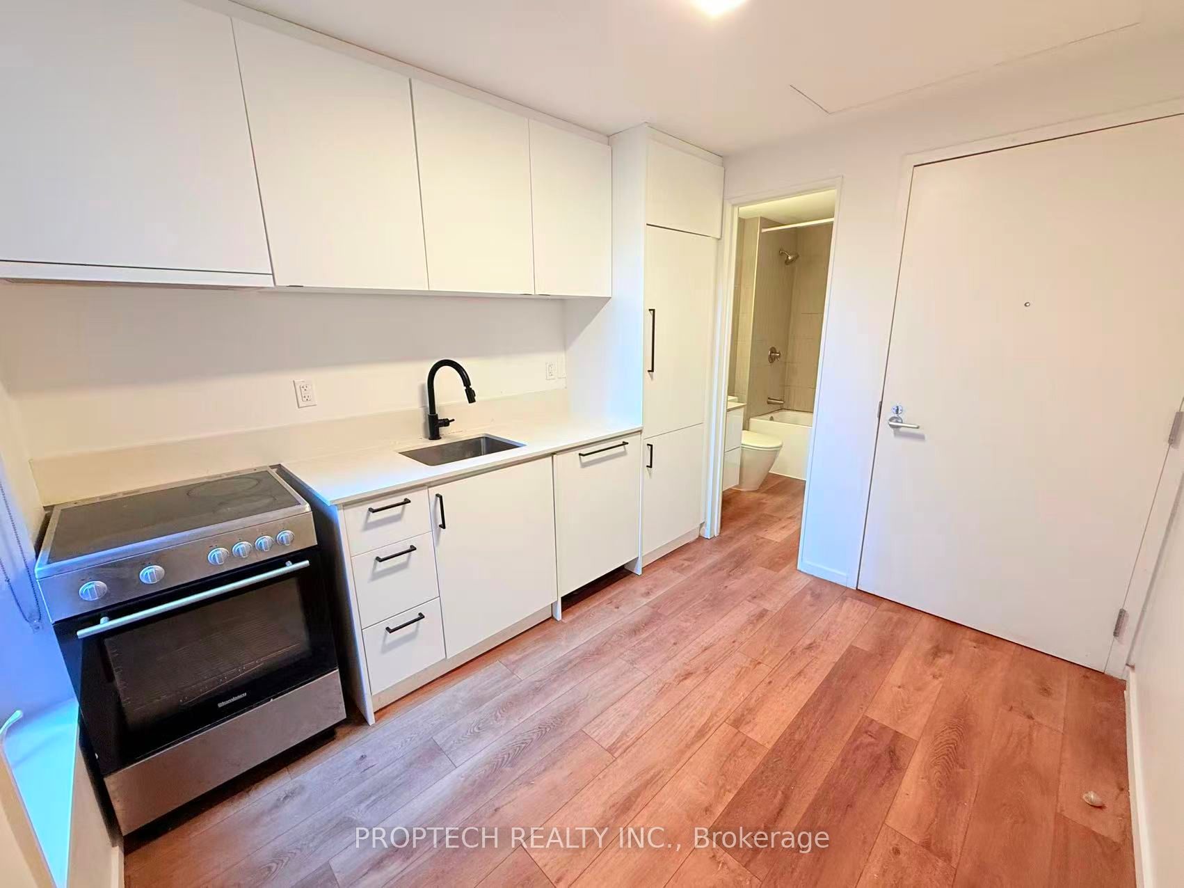 377 Broadview Avenue 206, Toronto, ON M4K 2M7 photo 4