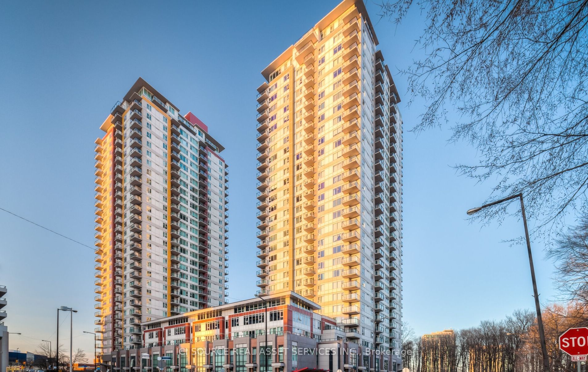 25 Town Centre Court 1001, Toronto, ON M1P 0B4