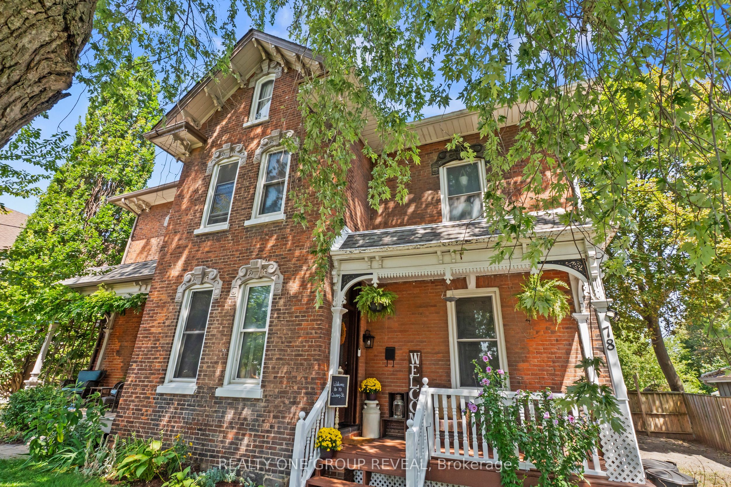 78 Queen Street, Clarington, ON L1C 1M6