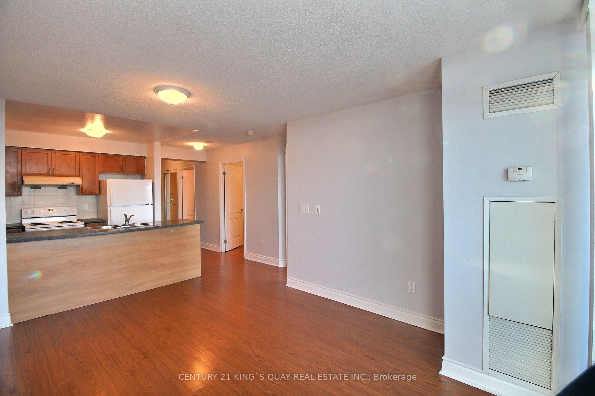 60 Brian Harrison Way 2205, Toronto, ON M1P 5J5 photo 3