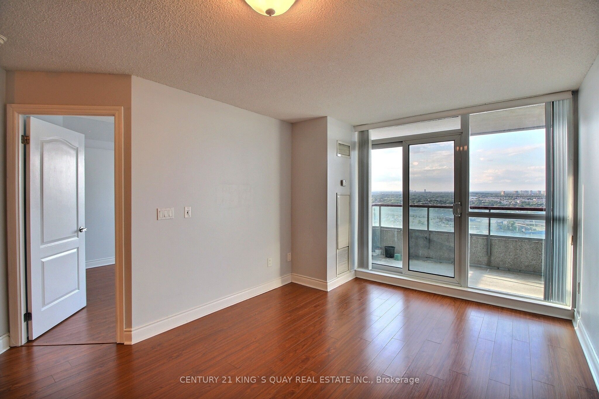 60 Brian Harrison Way 2205, Toronto, ON M1P 5J5 photo 4