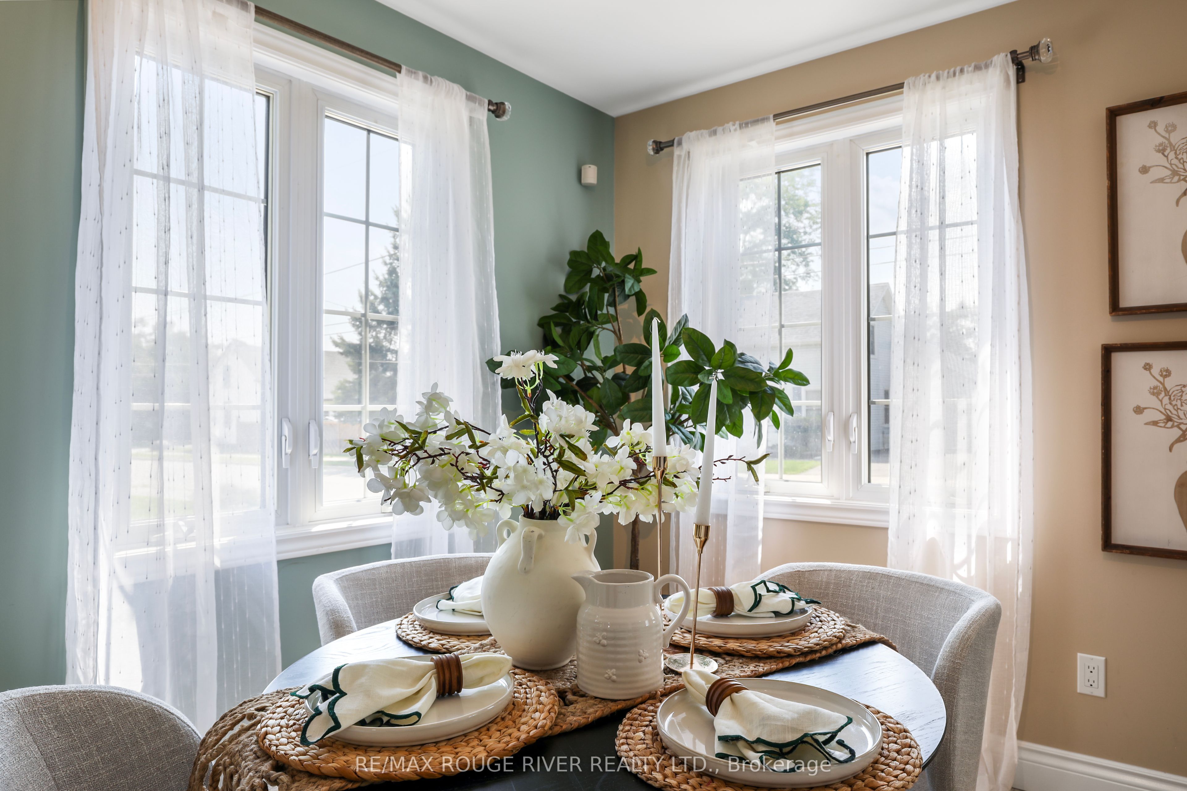 109 Elgin Street, Clarington, ON L1C 3E6 photo 3