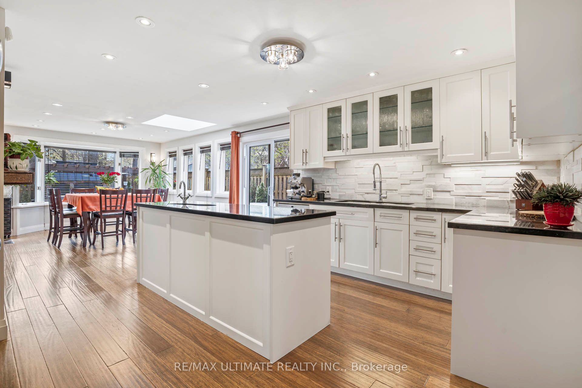 21 Brinloor Boulevard, Toronto, ON M1M 1L3 photo 5