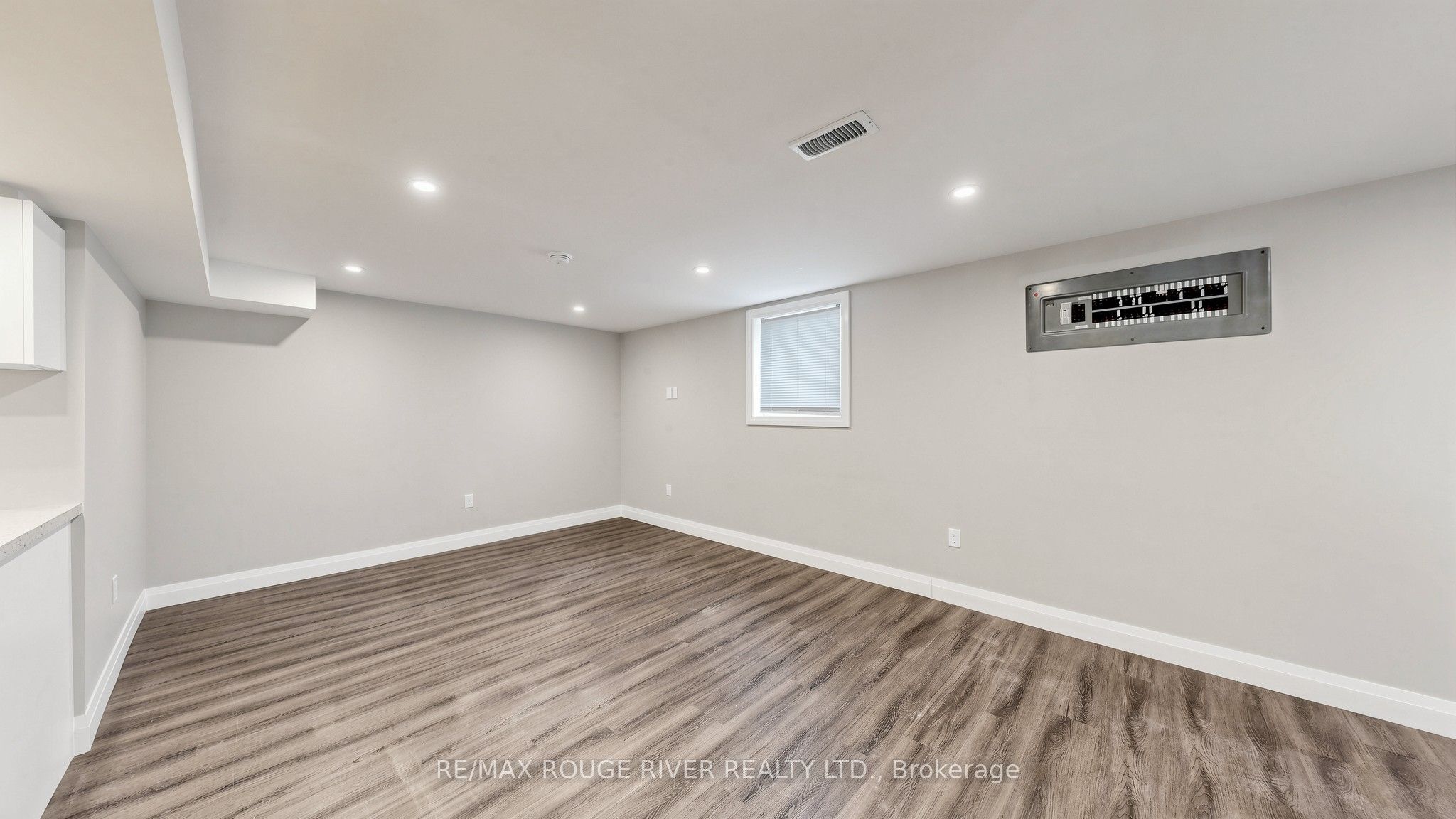 46 Sunset Drive Lower, Oshawa, ON L1G 3L1 photo 5