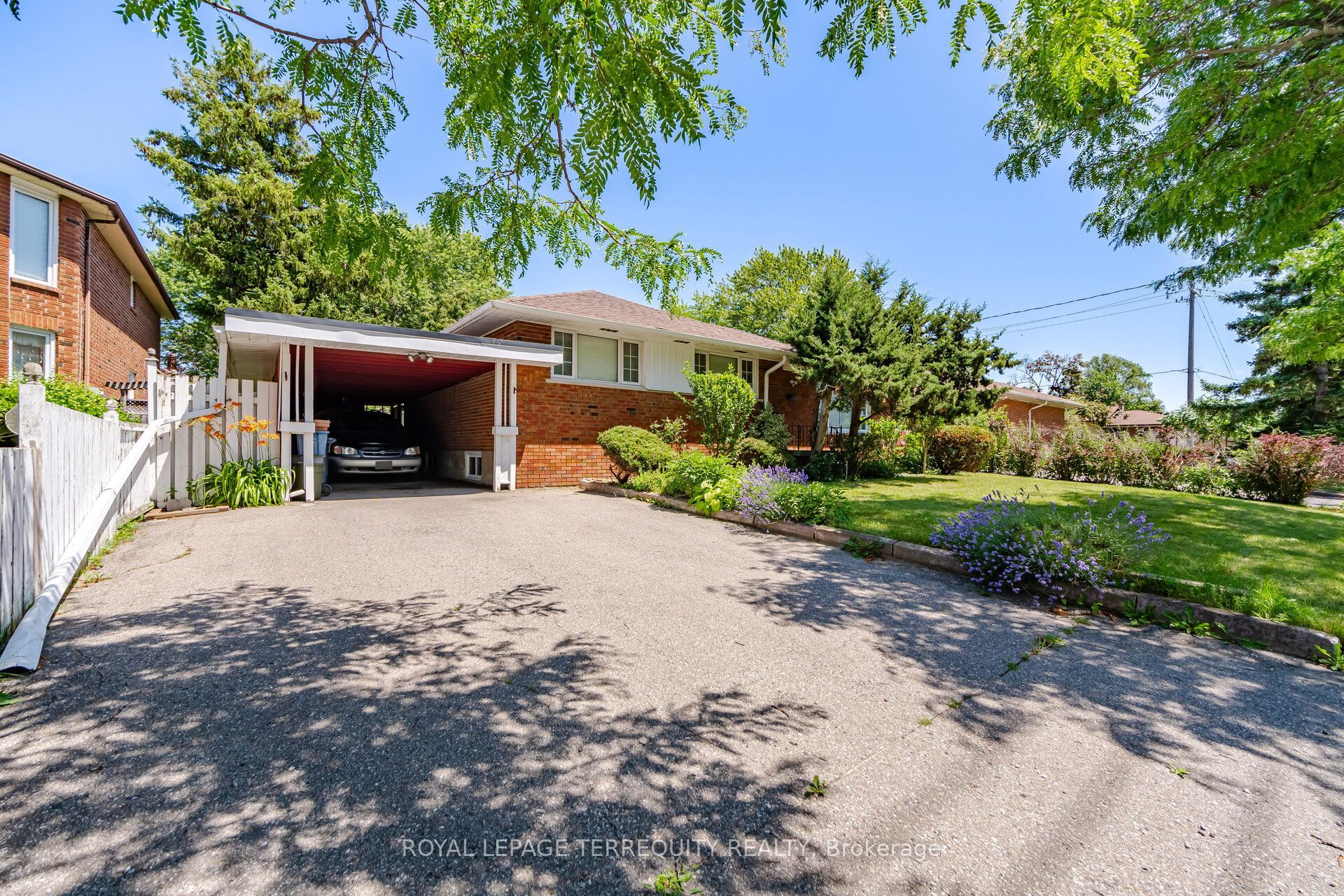 879 Scarborough Golf Club Road, Toronto, ON M1G 1J6 photo 5