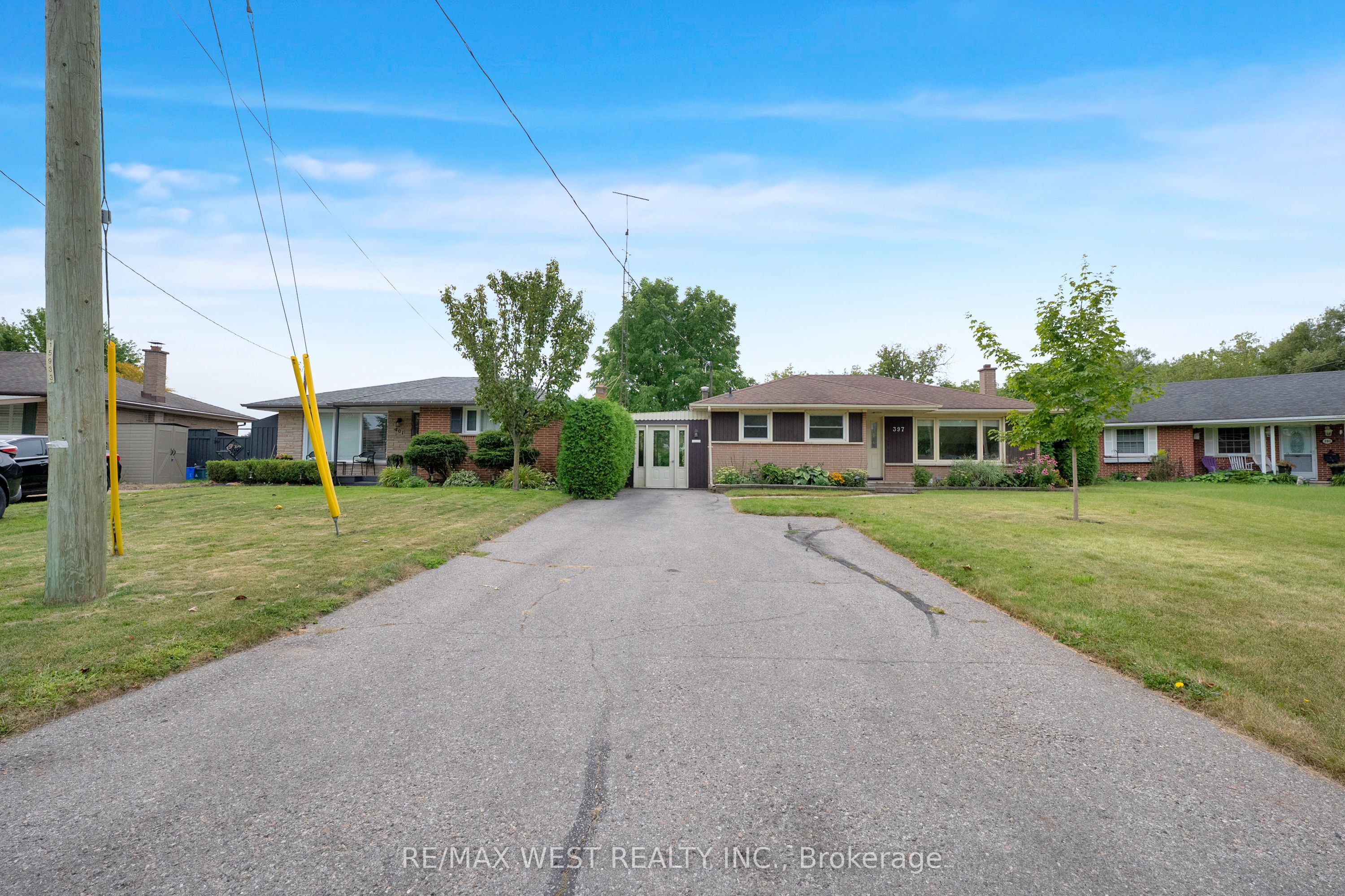 397 Brentwood Avenue Main, Oshawa, ON L1G 2S7 photo 3