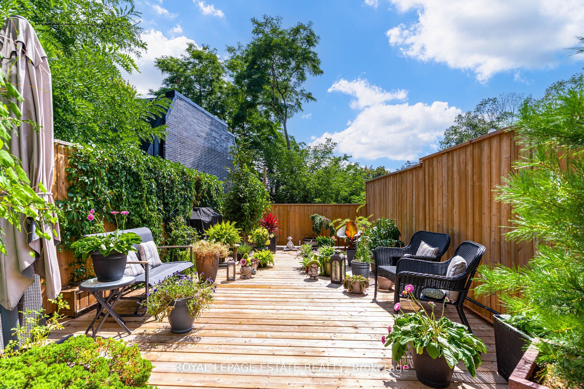 517 Kingston Road 6, Toronto, ON M4L 1V5 photo 3