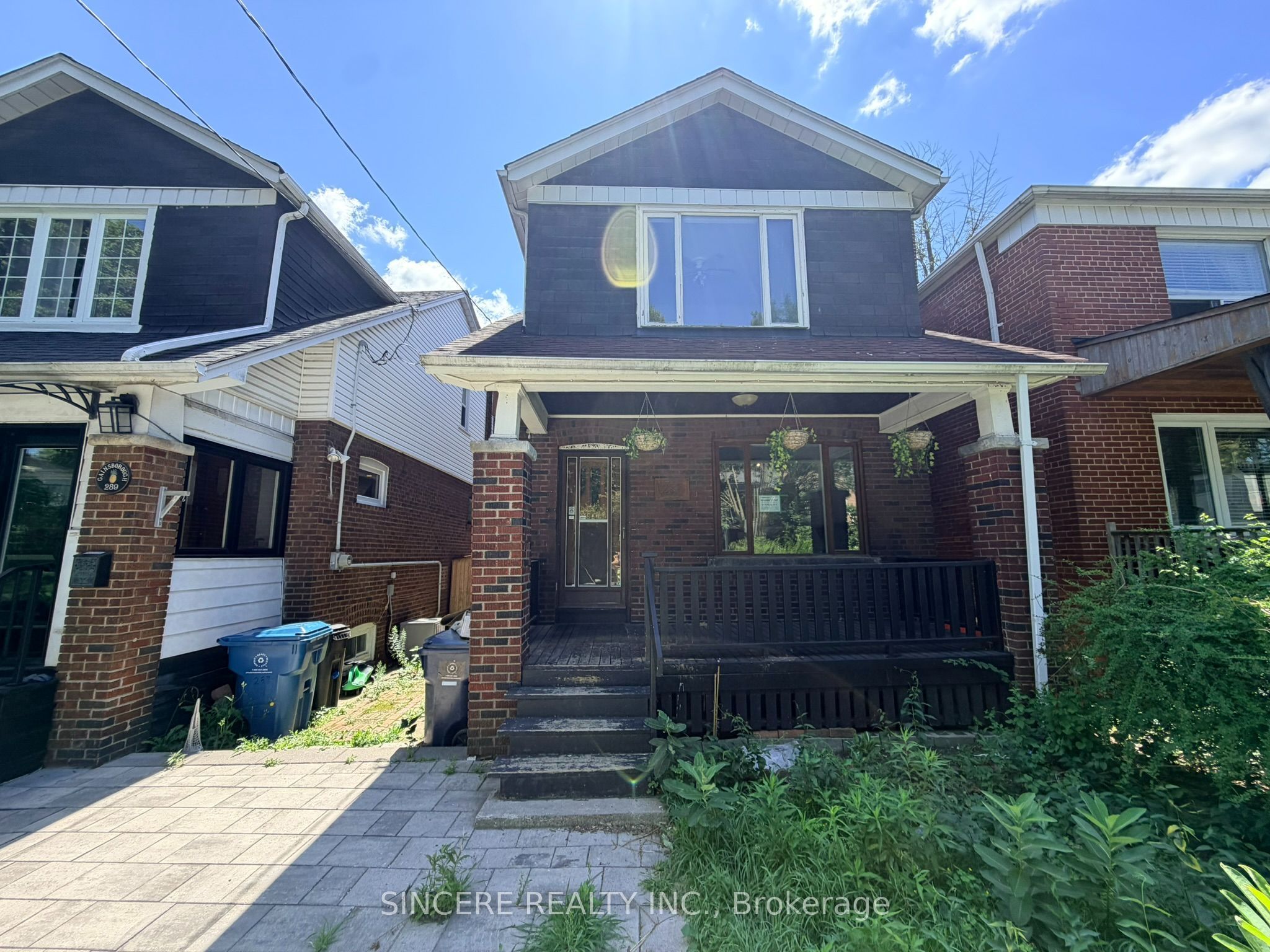 287 Gainsborough Road, Toronto, ON M4L 3C8