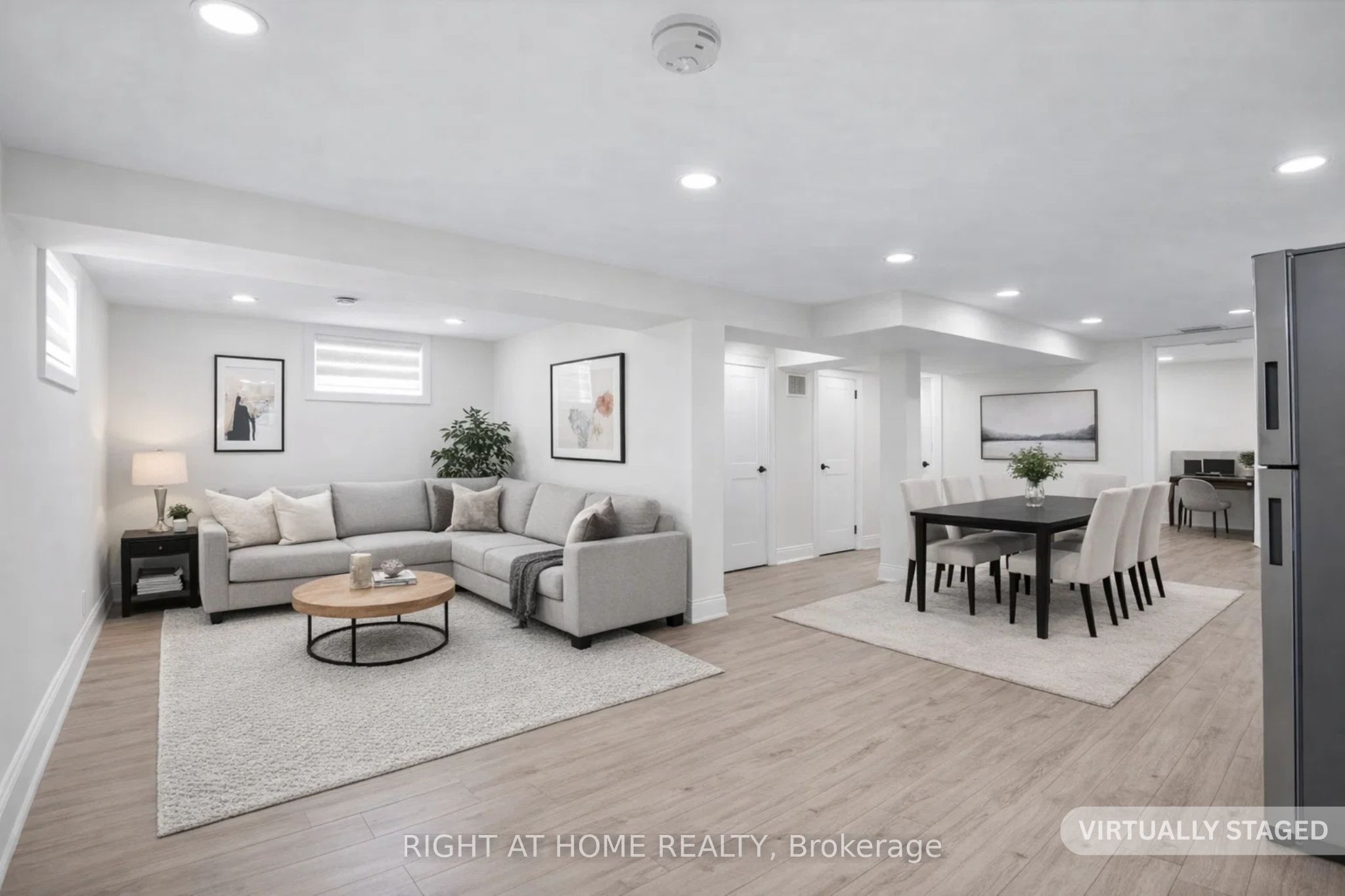 961 Victoria Park Avenue Basement, Toronto, ON M4B 2J4 photo 3