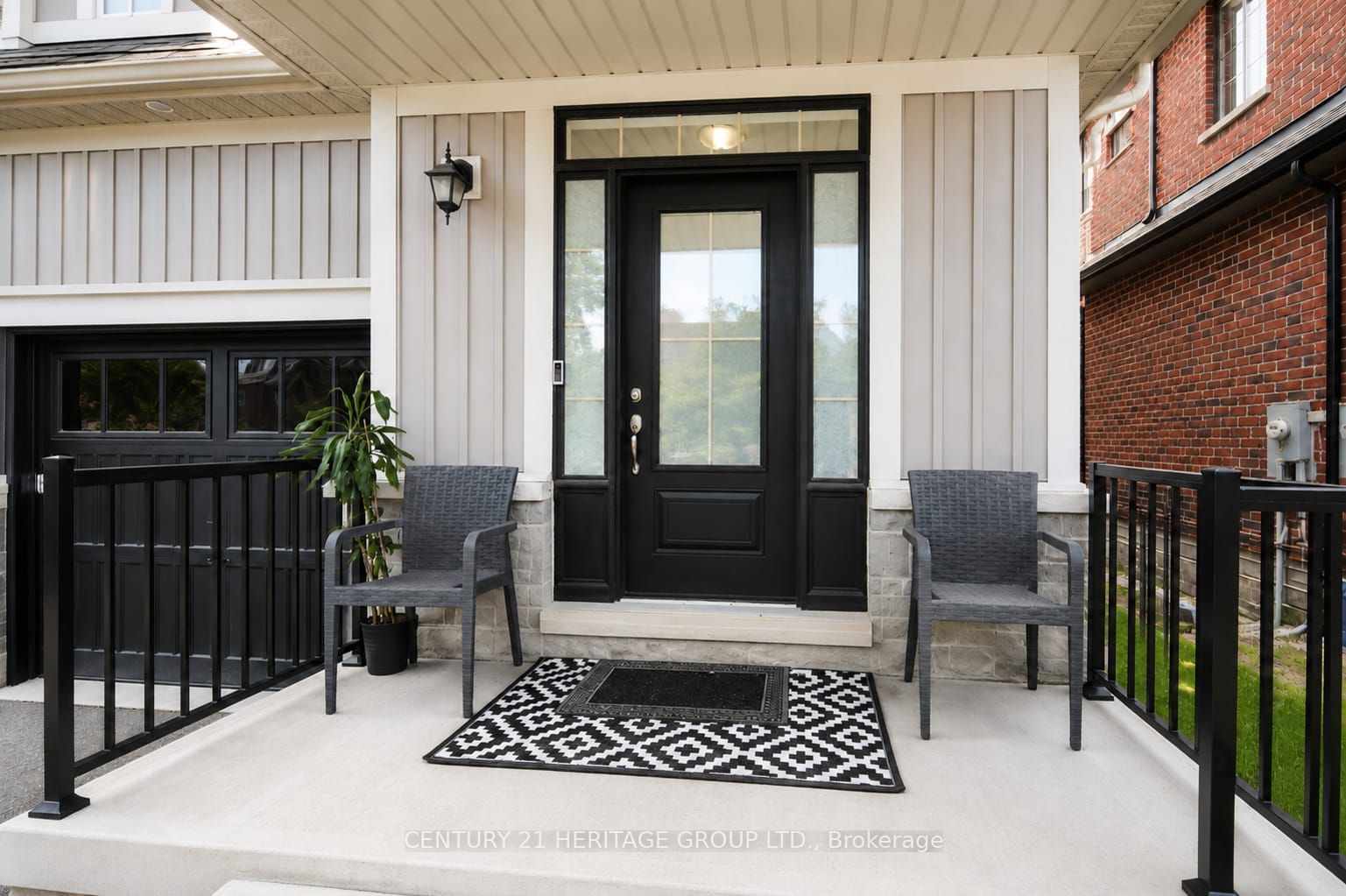 23 Crombie Street, Clarington, ON L1C 4A1 photo 2