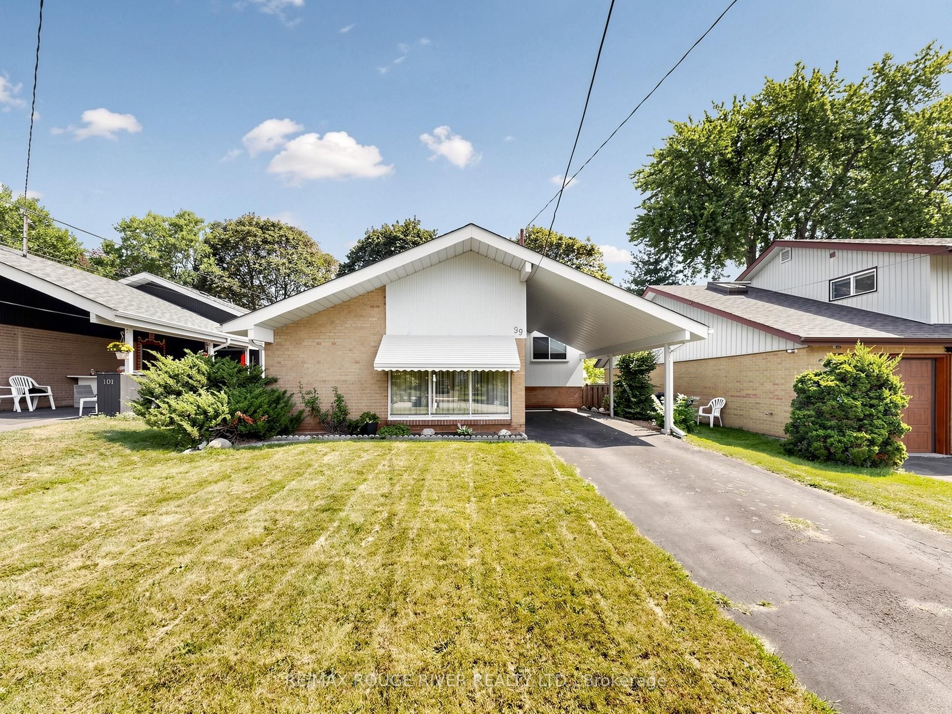99 Oakley Boulevard, Toronto, ON M1P 3P8 photo 3