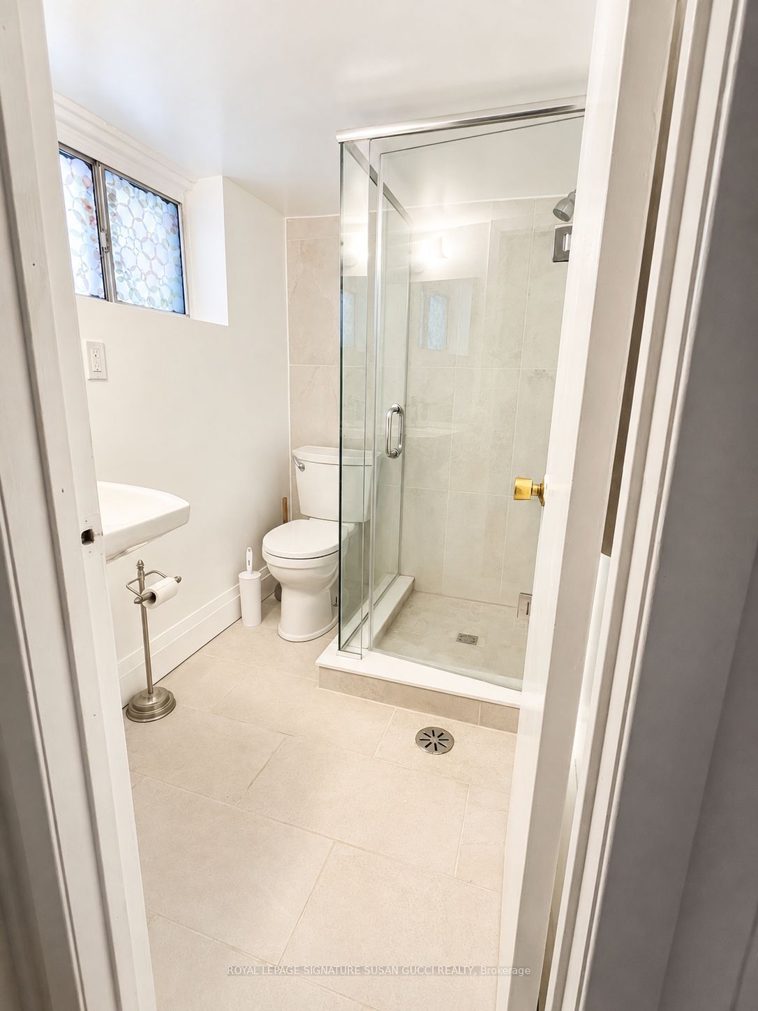31 Lesmount Avenue Lower, Toronto, ON M4J 3V5 photo 5