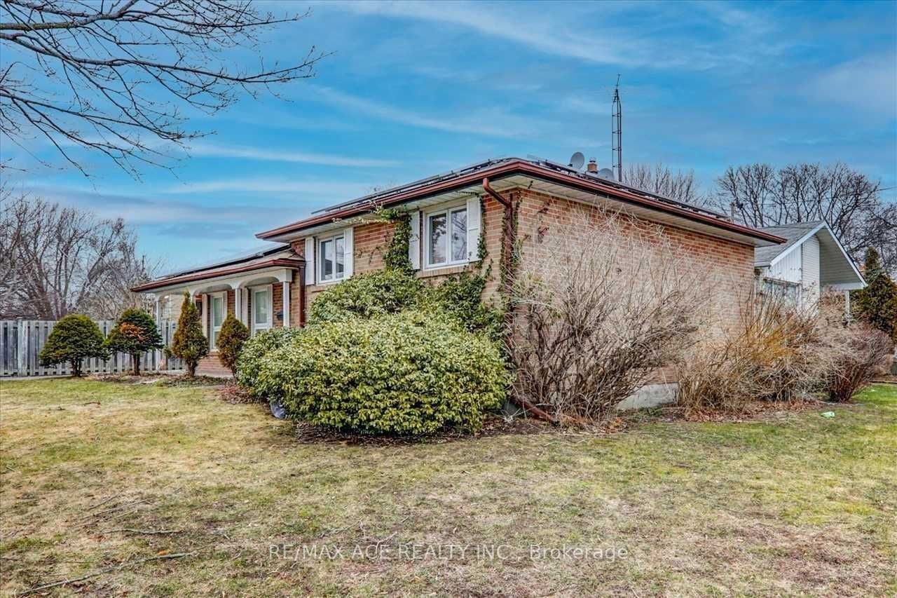1 Wagner Drive, Toronto, ON M1E 2Z4 photo 2