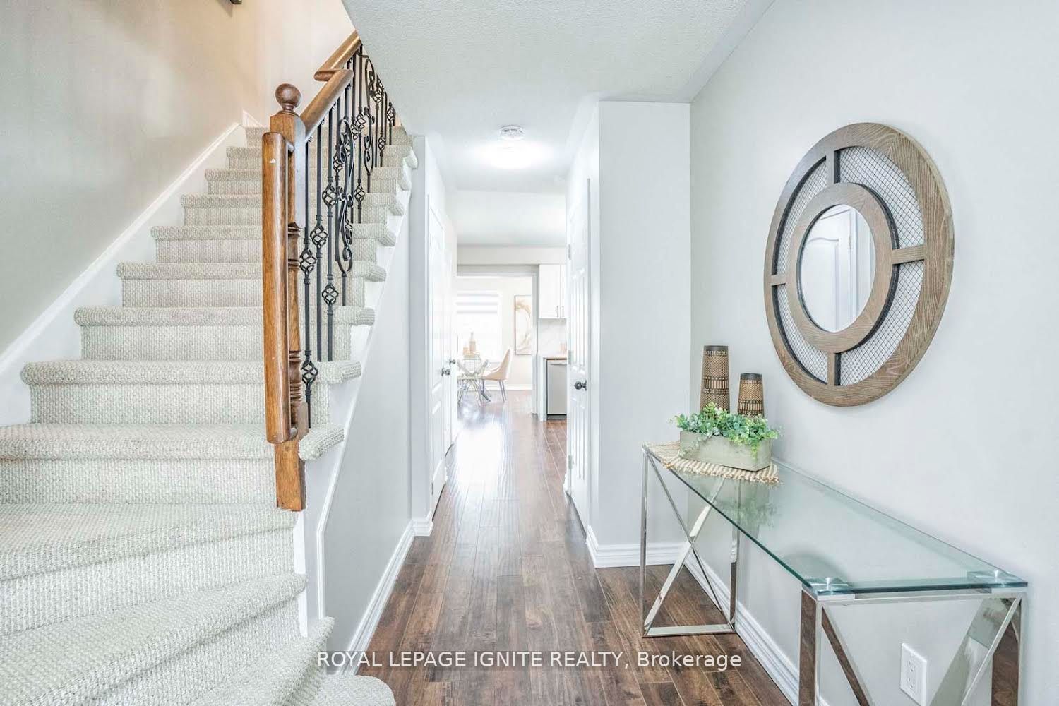 172 Kirkland Place, Whitby, ON L1P 1X2 photo 3