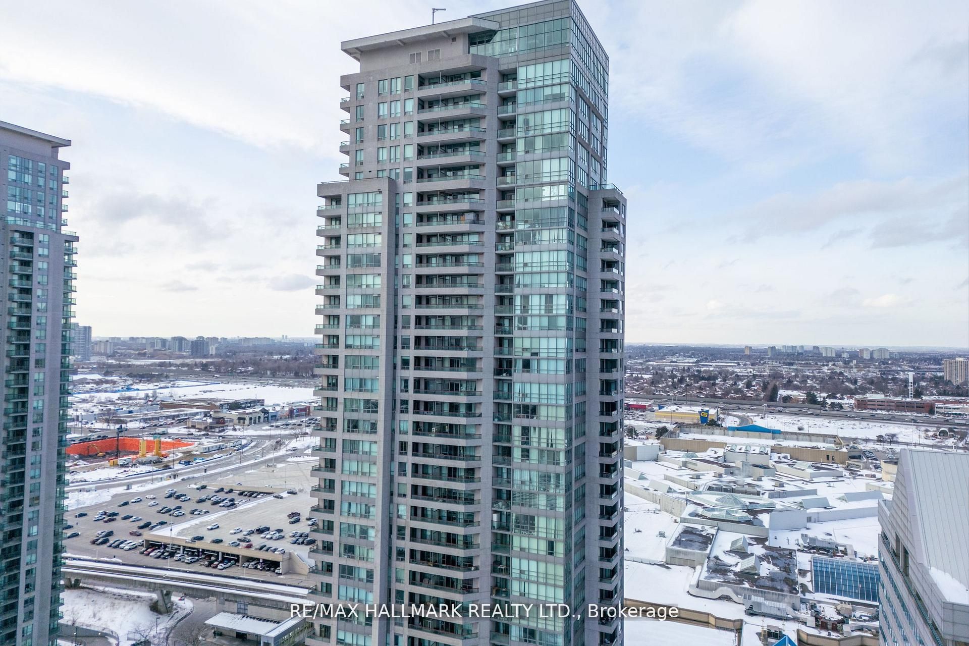 60 Brian Harrison Way PH 3703, Toronto, ON M1P 5J5 photo 2