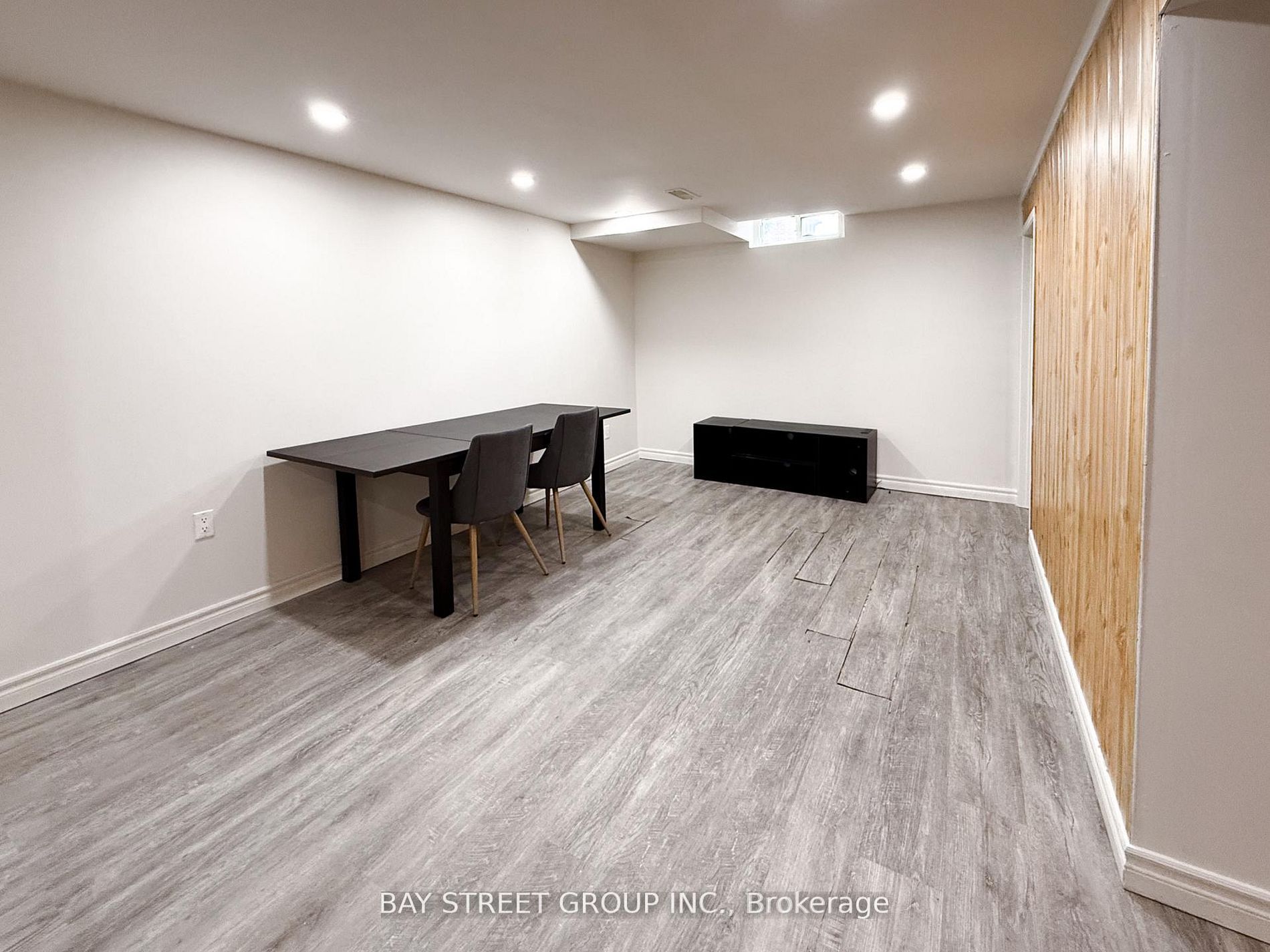 82 Radwell Cres Crescent, Toronto, ON M1V 2J5 photo 4