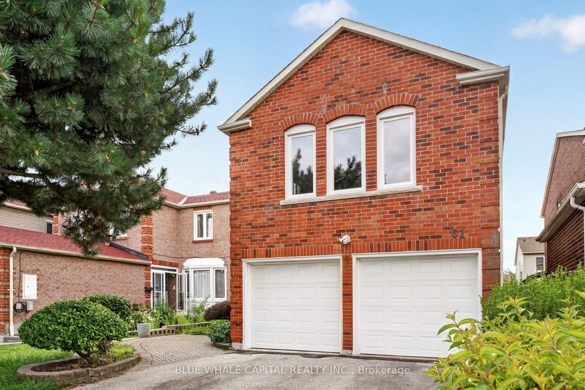 61 Holmbush Crescent, Toronto, ON M1V 2Y8 photo 2