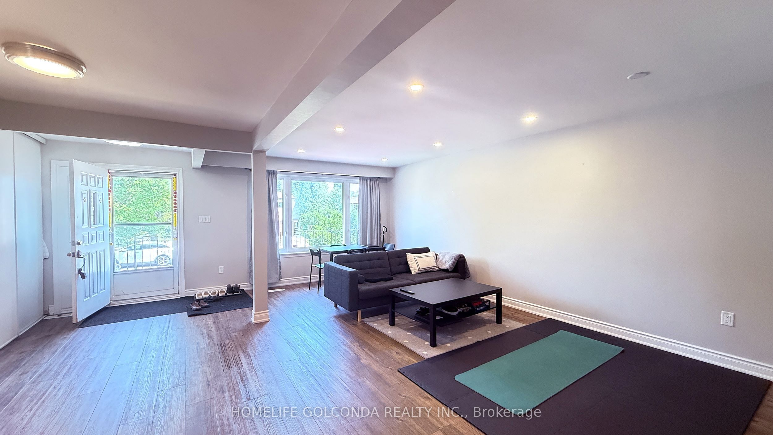 30 Heatherside Main Fl Drive, Toronto, ON M1W 1T7 photo 3
