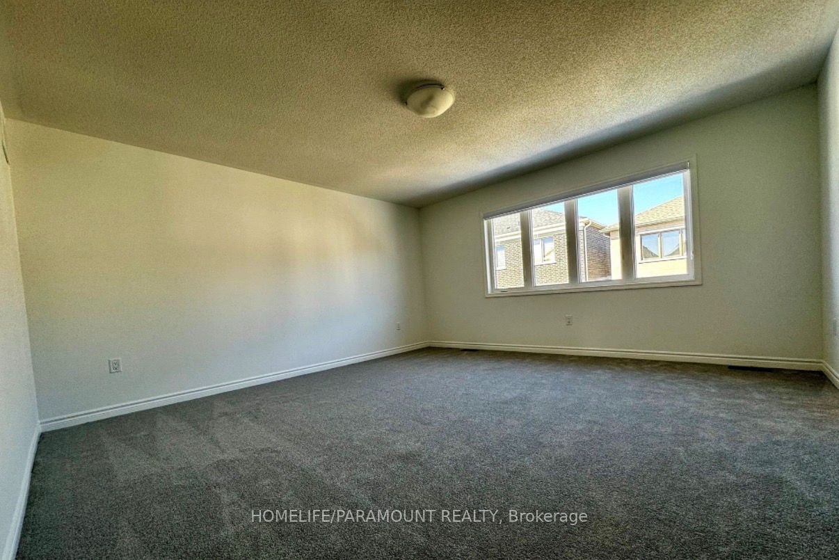 1472 Hawktail Path, Pickering, ON L1X 0N8 photo 4