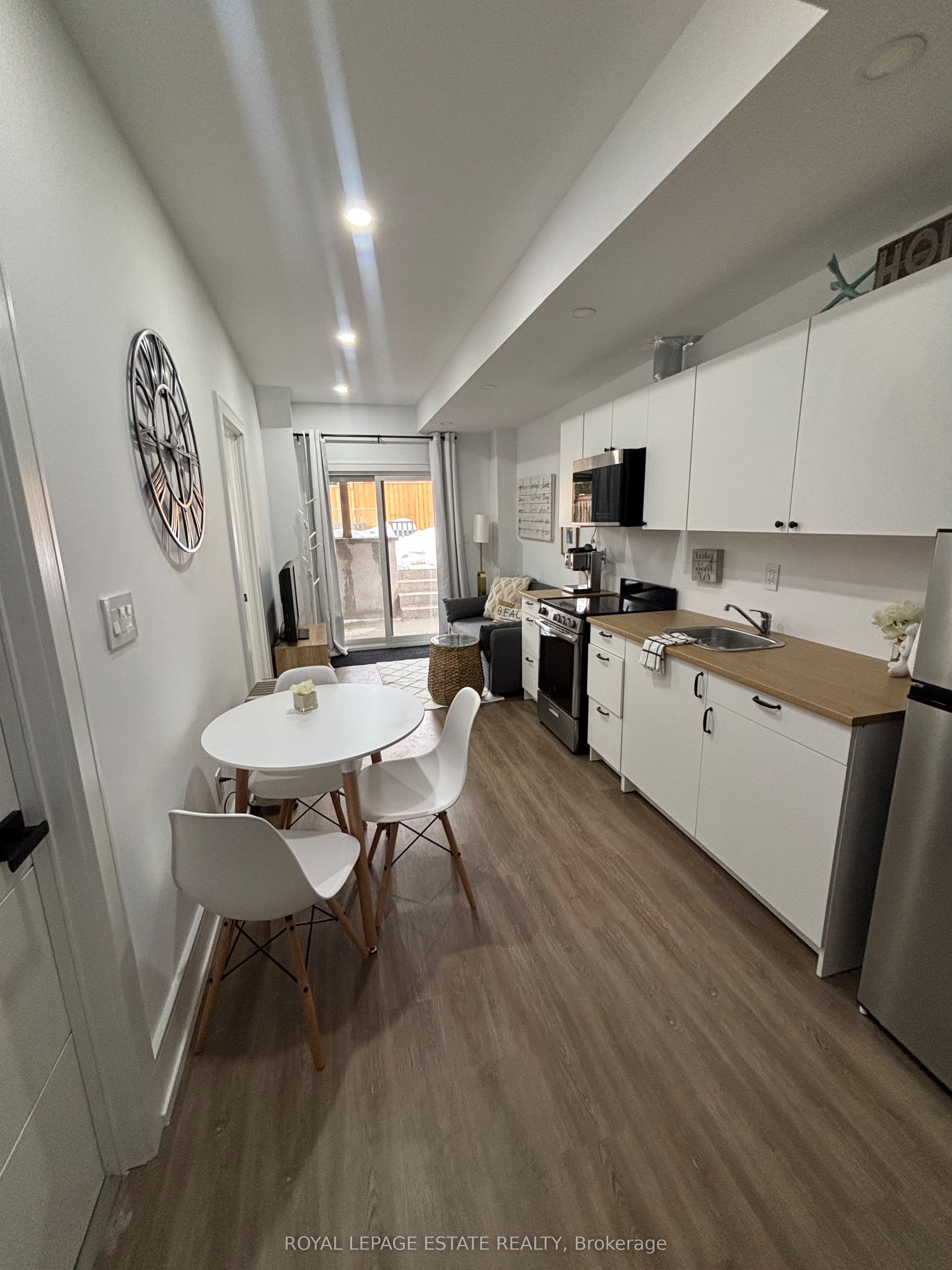 150 Warden Avenue, Toronto, ON M1N 2Z4