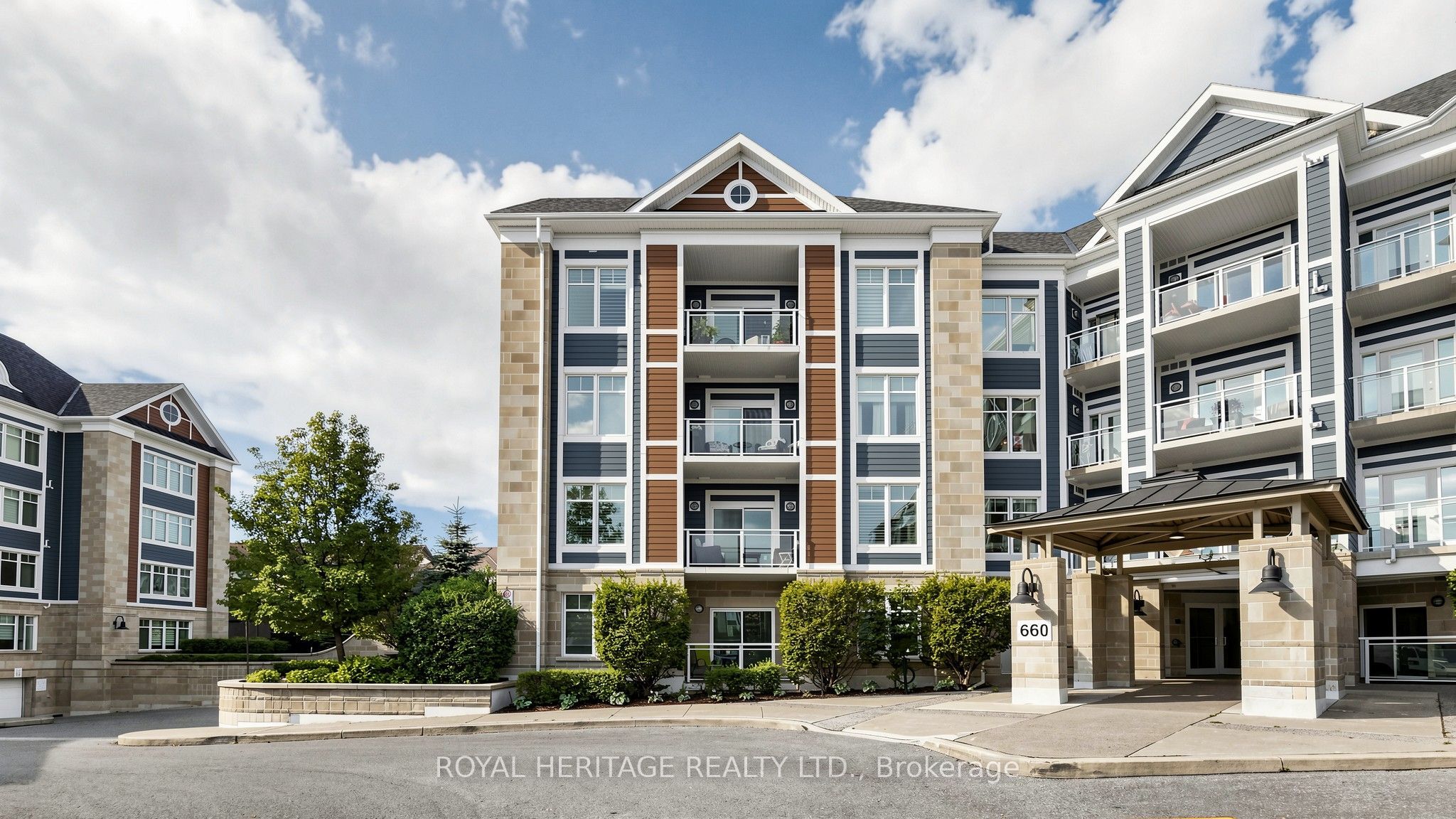 660 Gordon Street 215, Whitby, ON L1N 0L1 photo 2