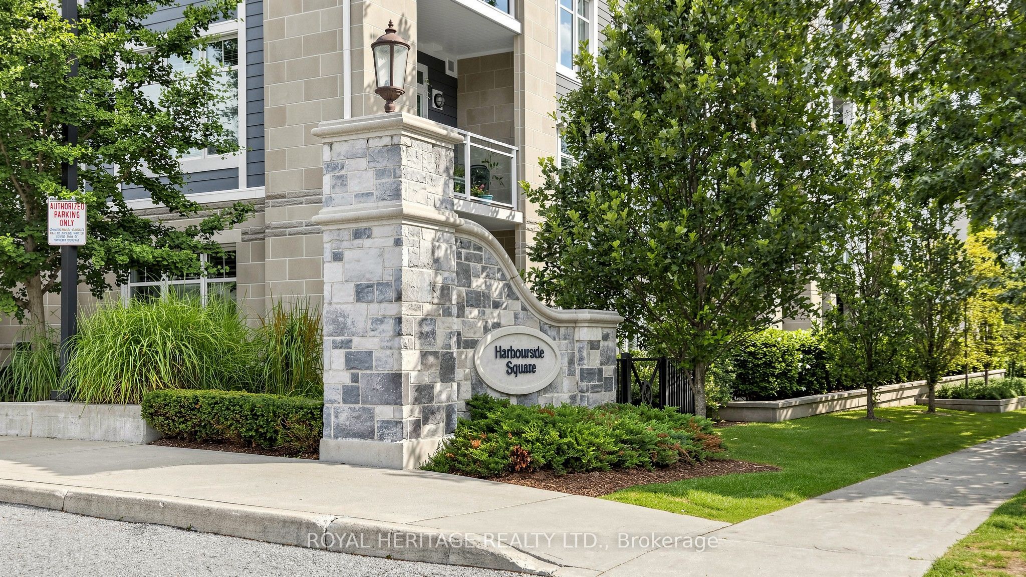 660 Gordon Street 215, Whitby, ON L1N 0L1 photo 3