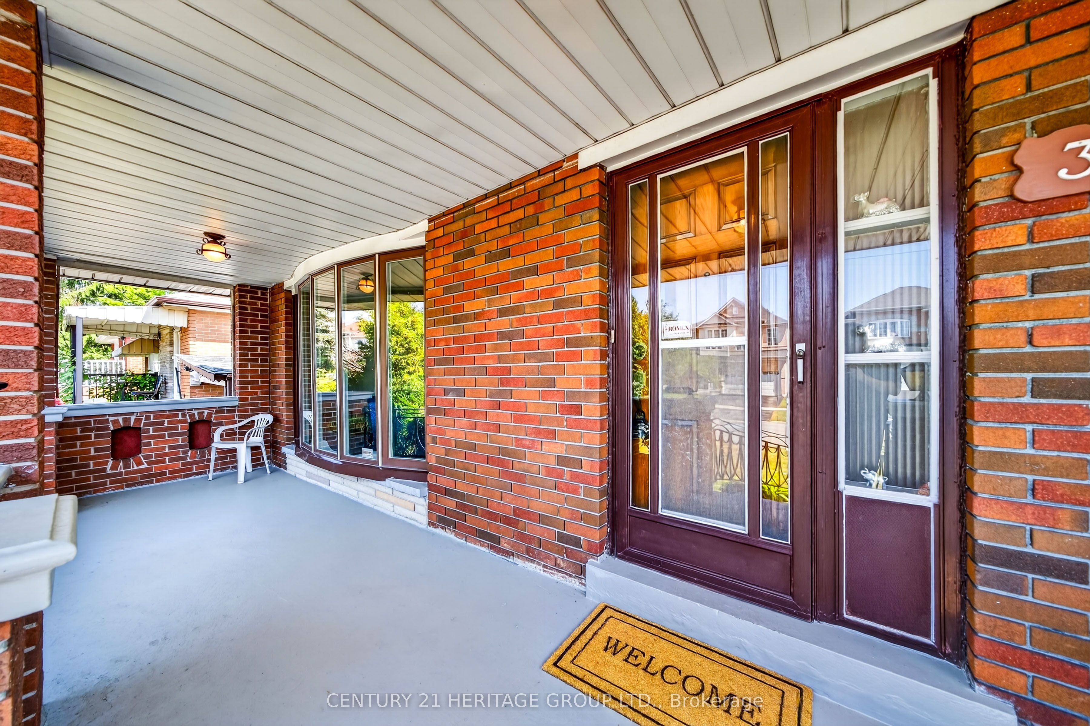 33 Jeanette Street, Toronto, ON M1M 3G3 photo 3