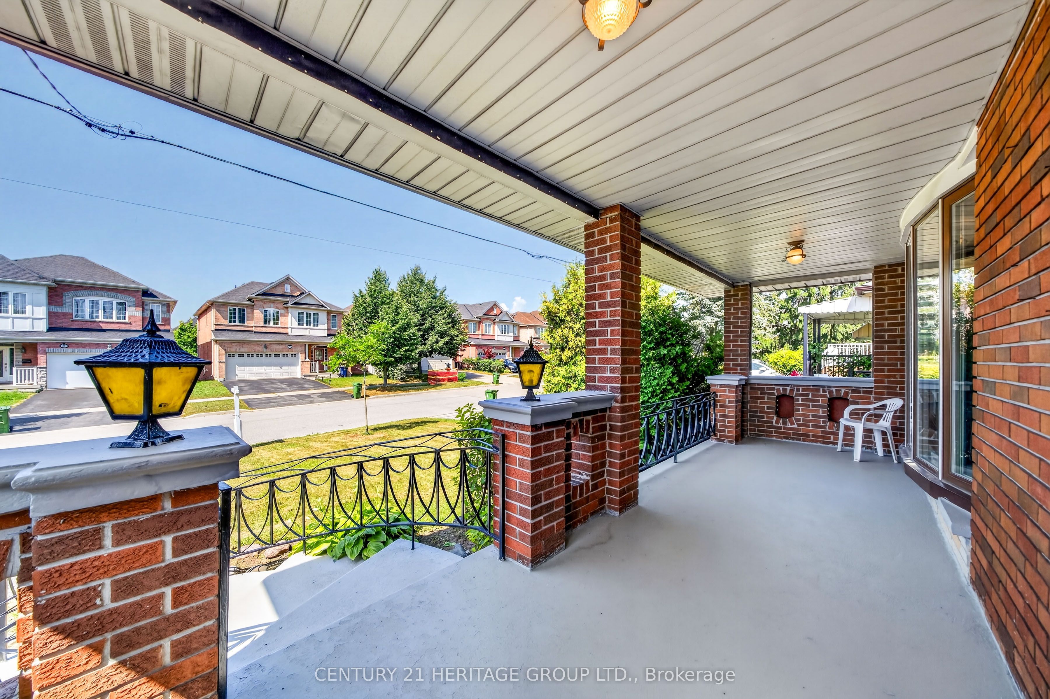 33 Jeanette Street, Toronto, ON M1M 3G3 photo 4