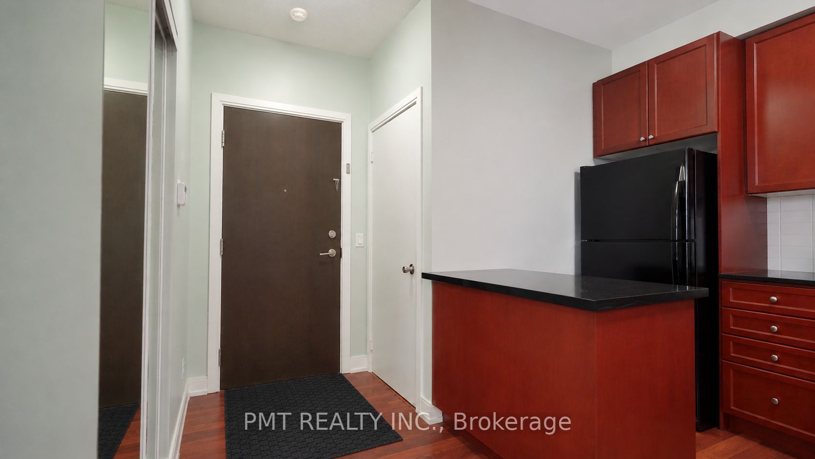 125 Village Green Square 309, Toronto, ON M1S 0G3 photo 3
