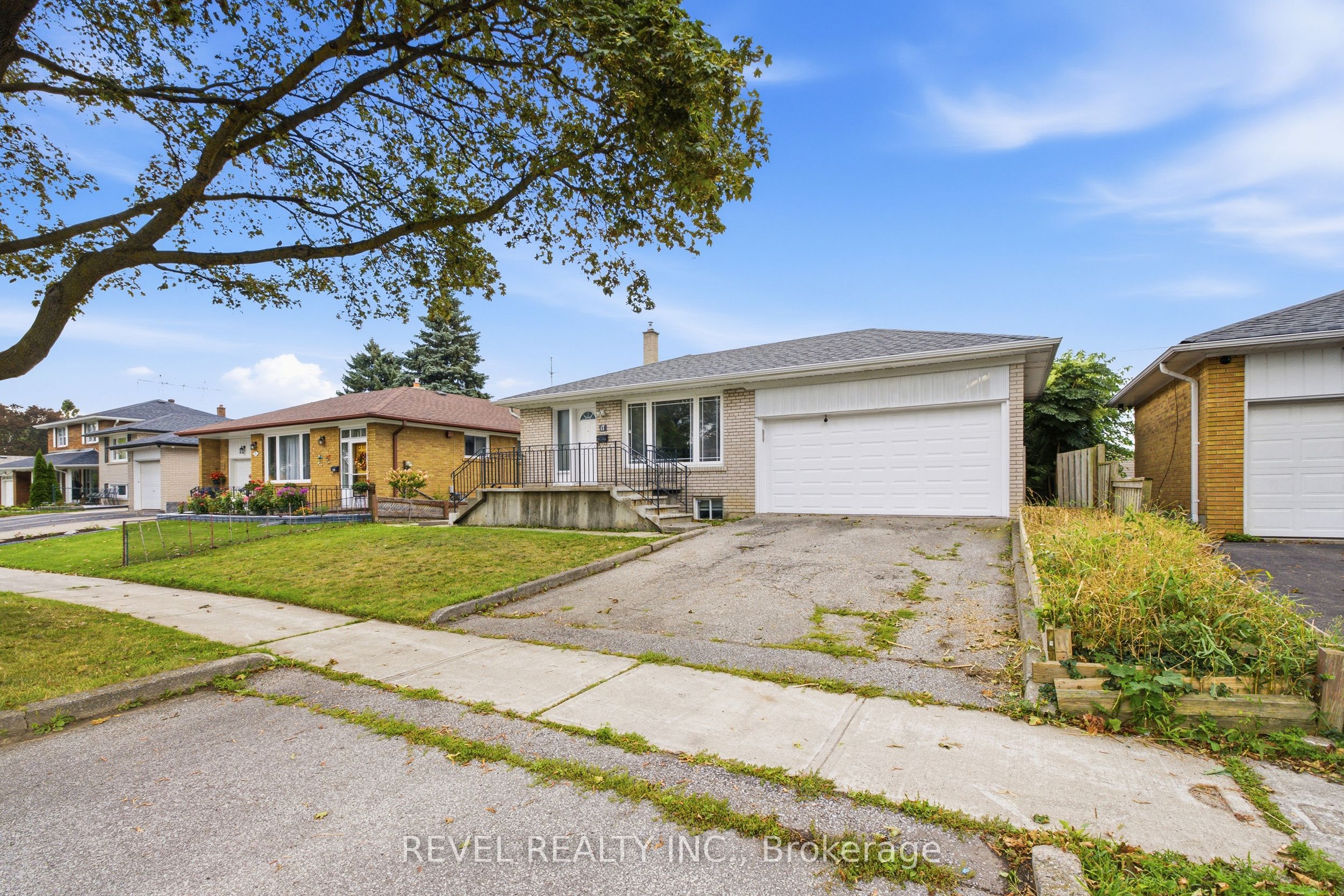 17 Amberjack Boulevard, Toronto, ON M1H 2J2 photo 2