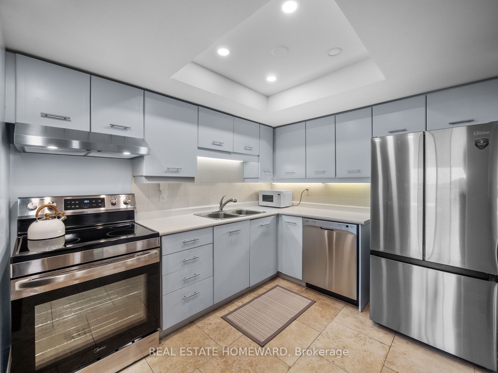 1091 Kingston Road 815, Toronto, ON M1N 4E5 photo 5