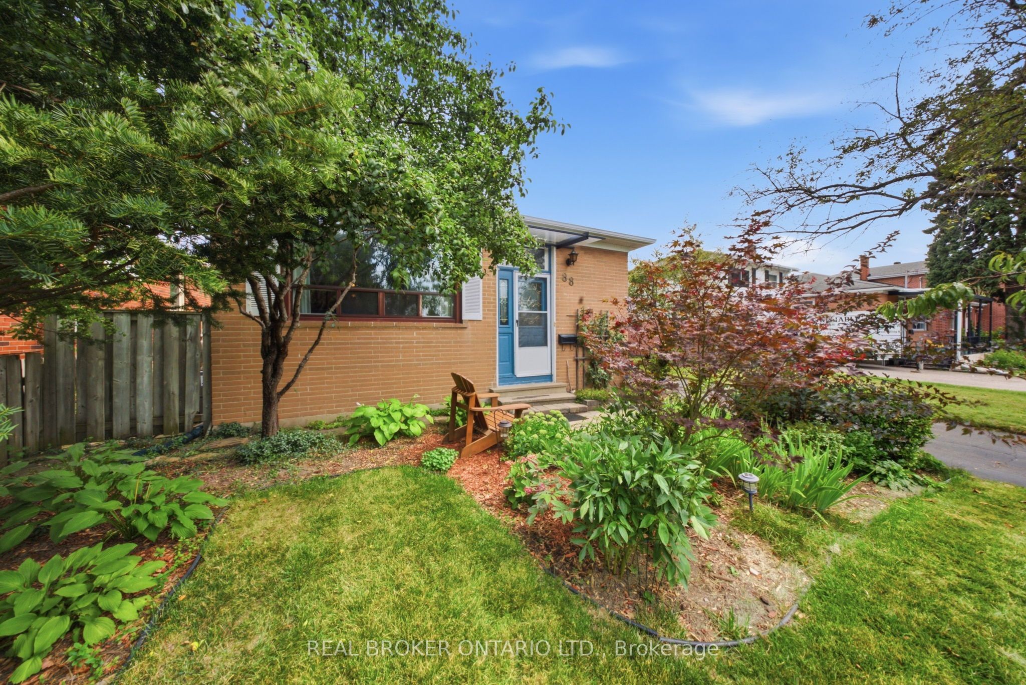 88 Cavehill Crescent, Toronto, ON M1R 4P9 photo 3