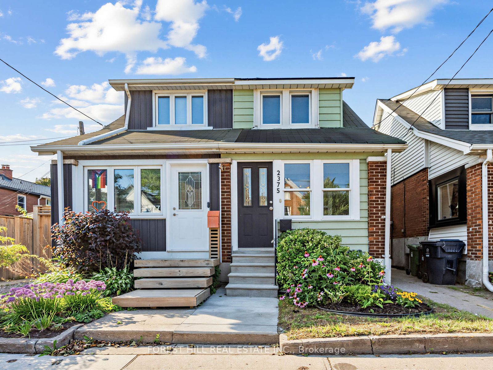 2375 Gerrard Street E, Toronto, ON M4E 2E7 photo 2