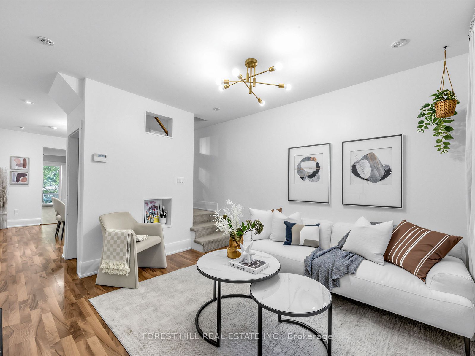 2375 Gerrard Street E, Toronto, ON M4E 2E7 photo 3
