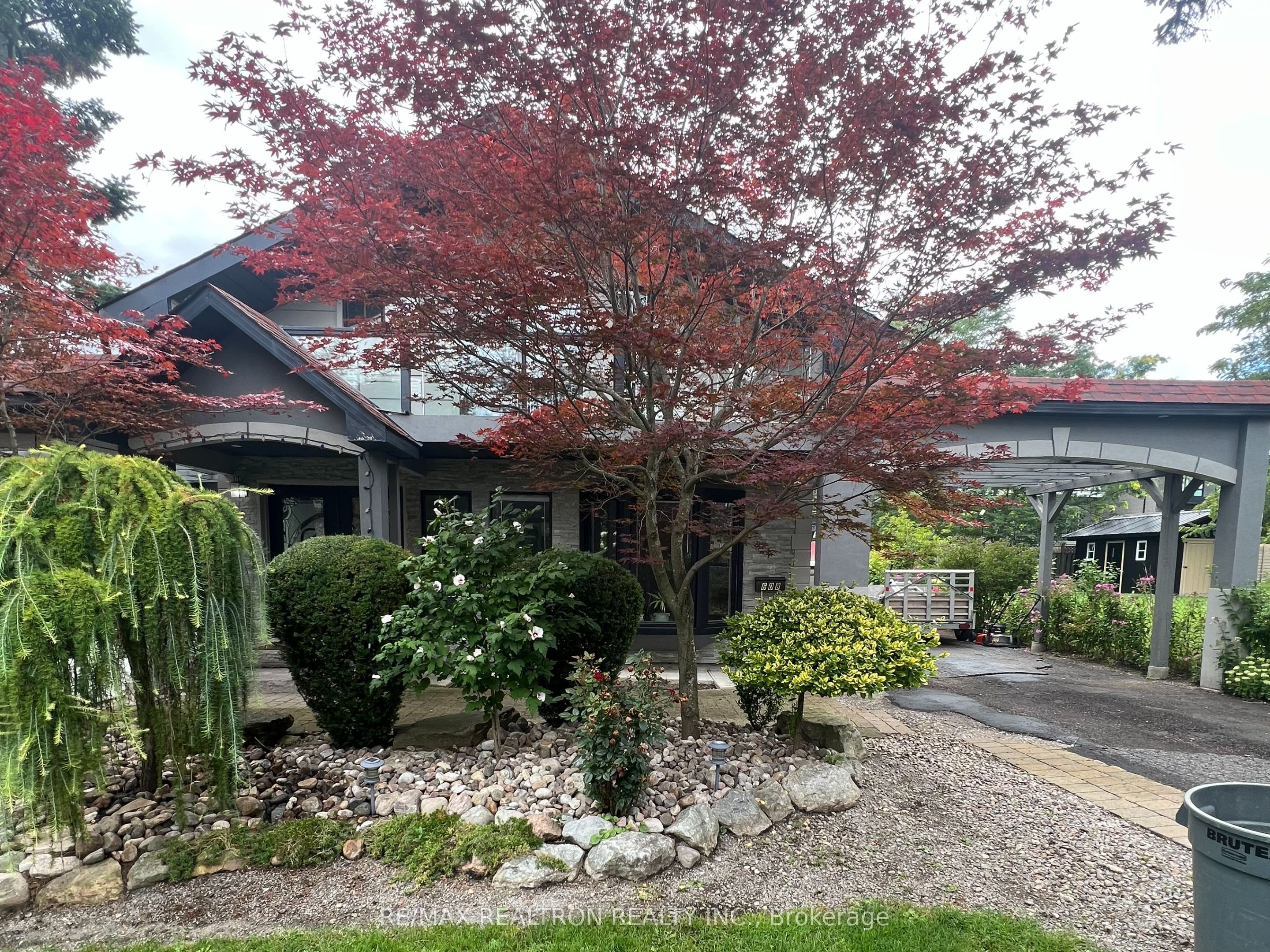 608 West Shore Boulevard, Pickering, ON L1W 2T8 photo 3