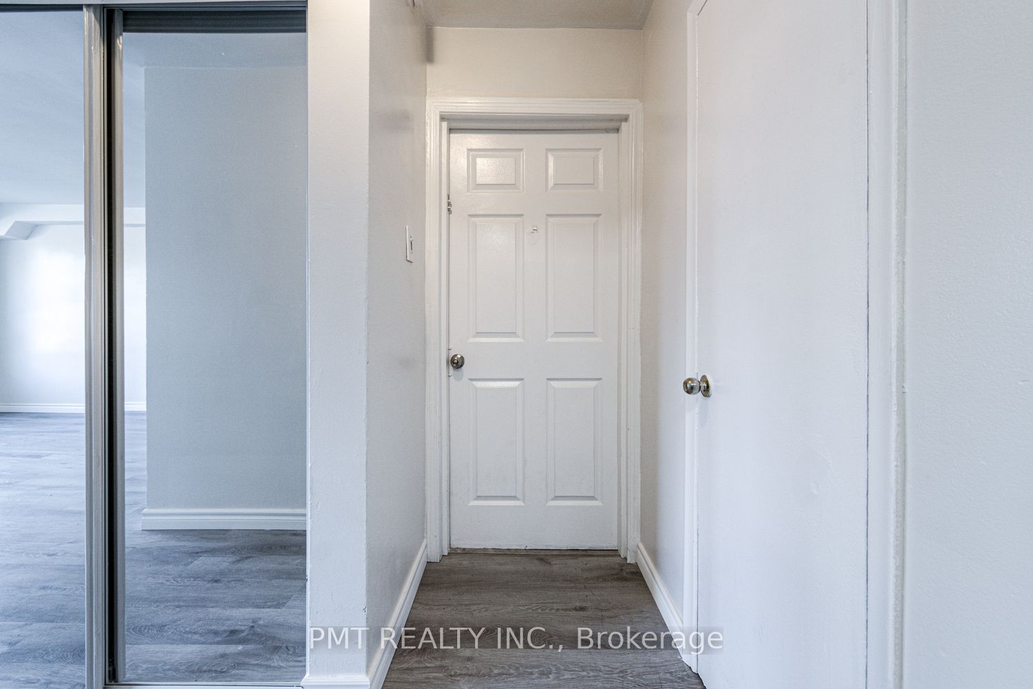 1774 Danforth Avenue 2, Toronto, ON M4C 1H8 photo 2