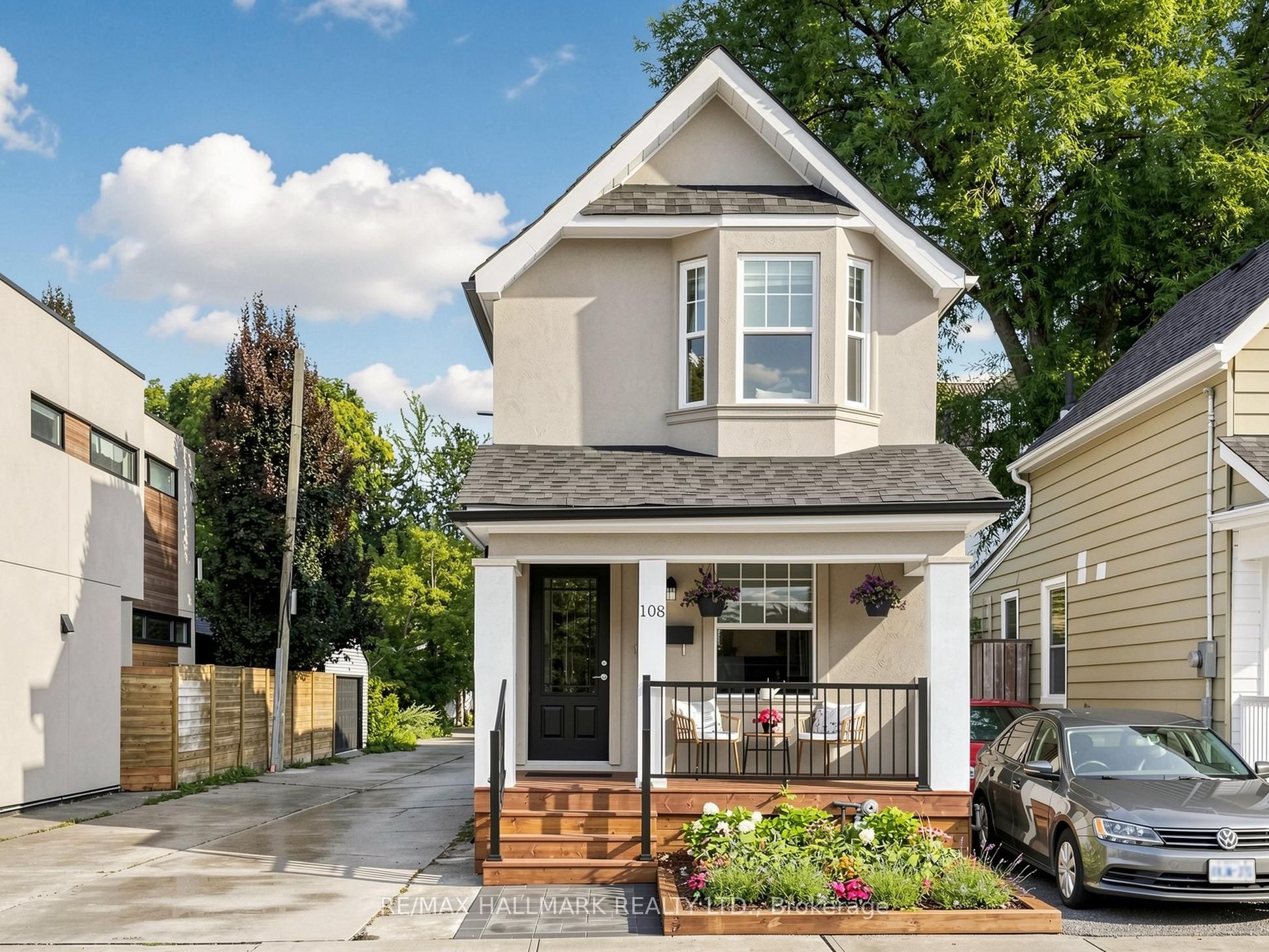 108 Knox Avenue, Toronto, ON M4L 2P2