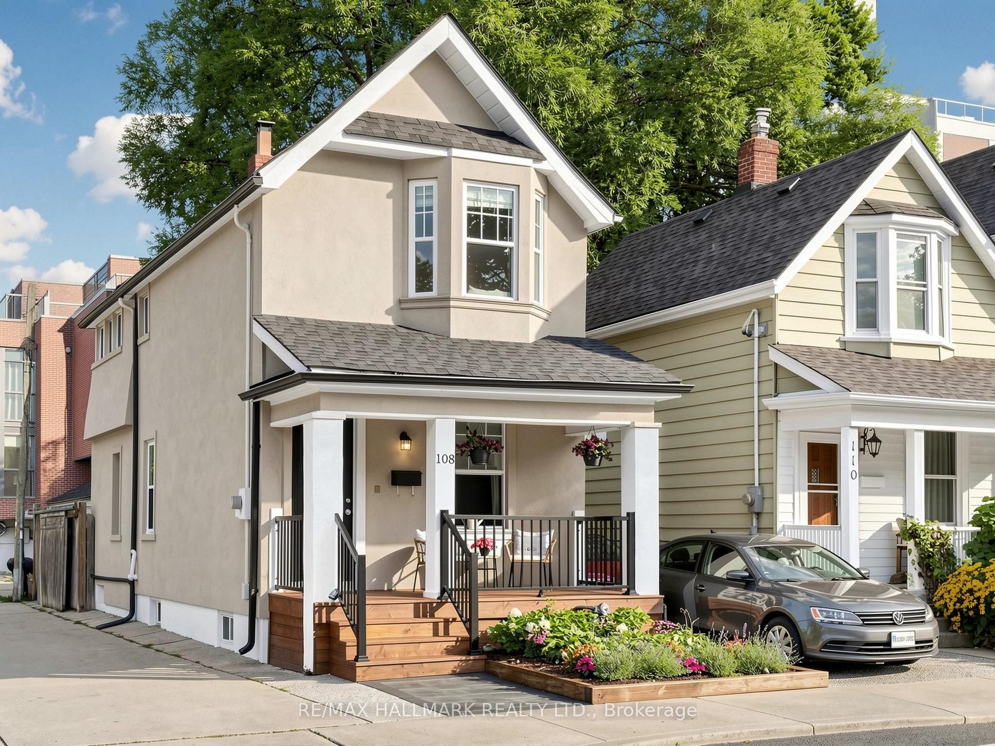108 Knox Avenue, Toronto, ON M4L 2P2 photo 2
