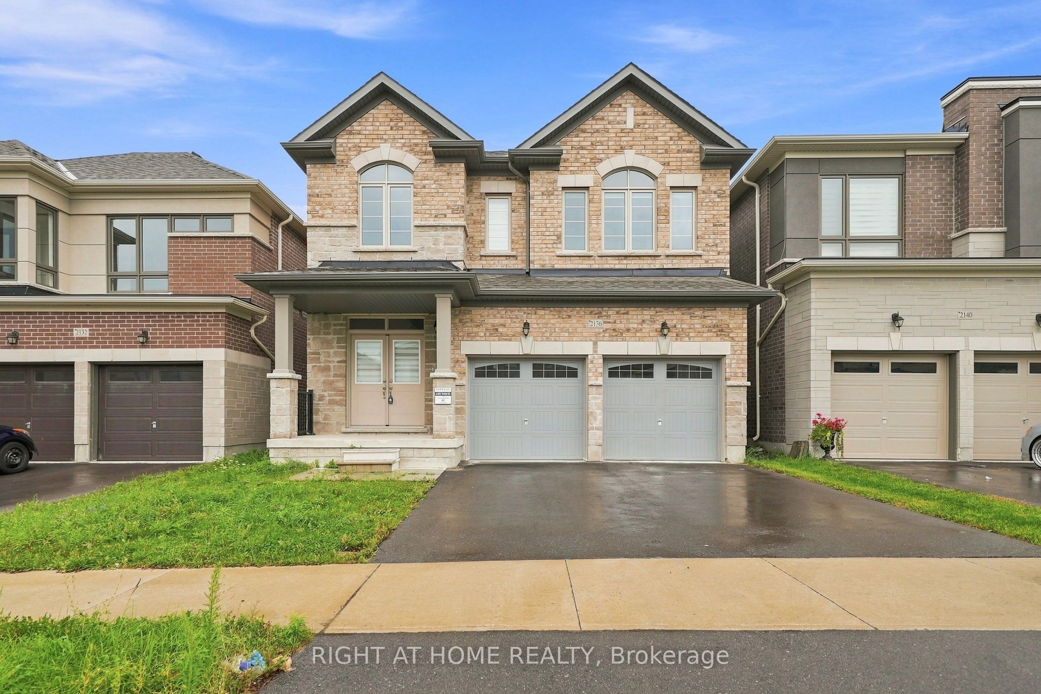 2136 Coppermine Street, Oshawa, ON L1L 0T1
