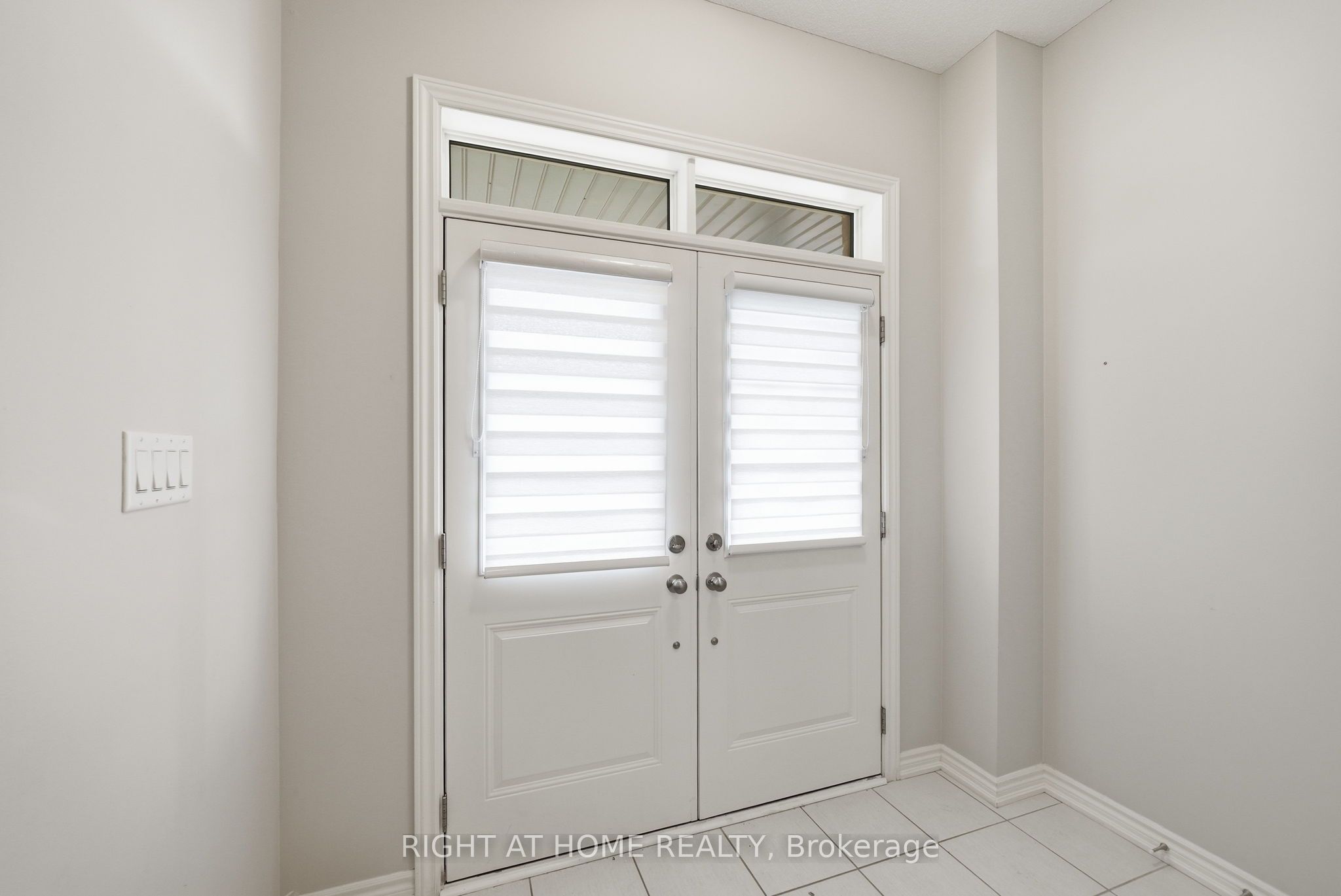 2136 Coppermine Street, Oshawa, ON L1L 0T1 photo 4