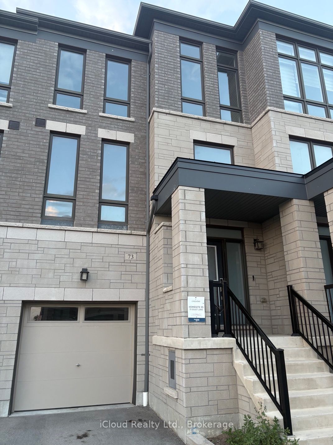 73 Douet Lane, Ajax, ON L1Z 0V4