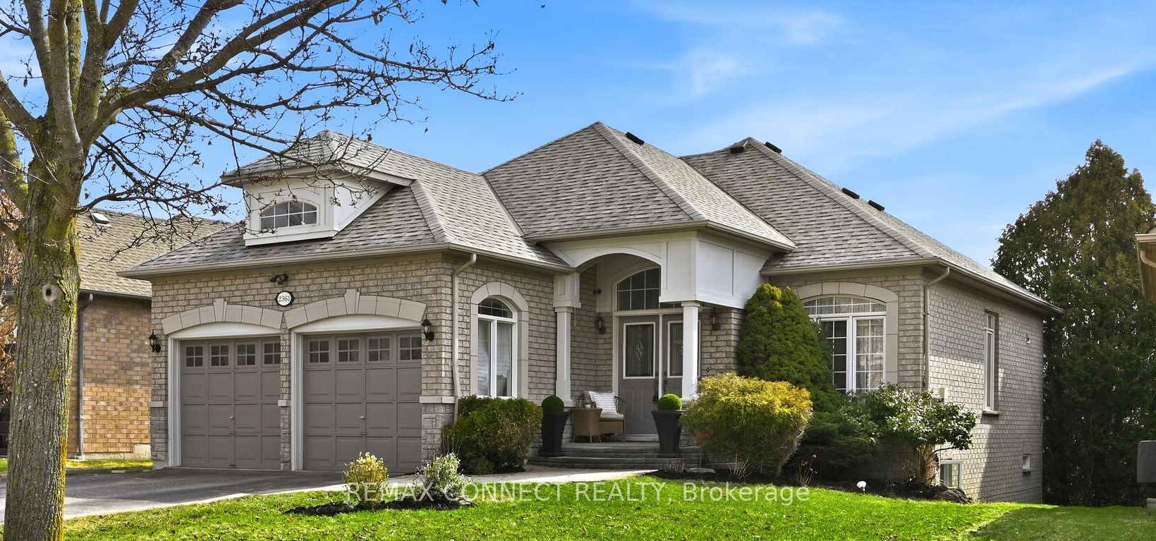 2361 Southcott Road, Pickering, ON L1X 2T3 photo 4