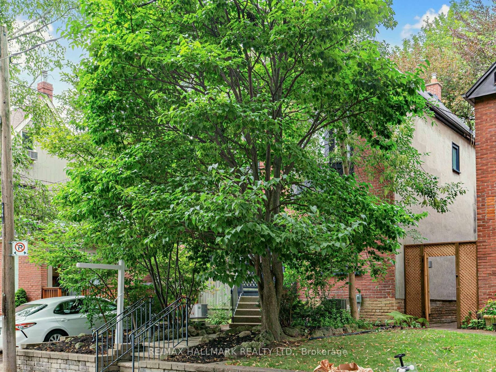 28 Condor Avenue, Toronto, ON M4J 3M8 photo 3