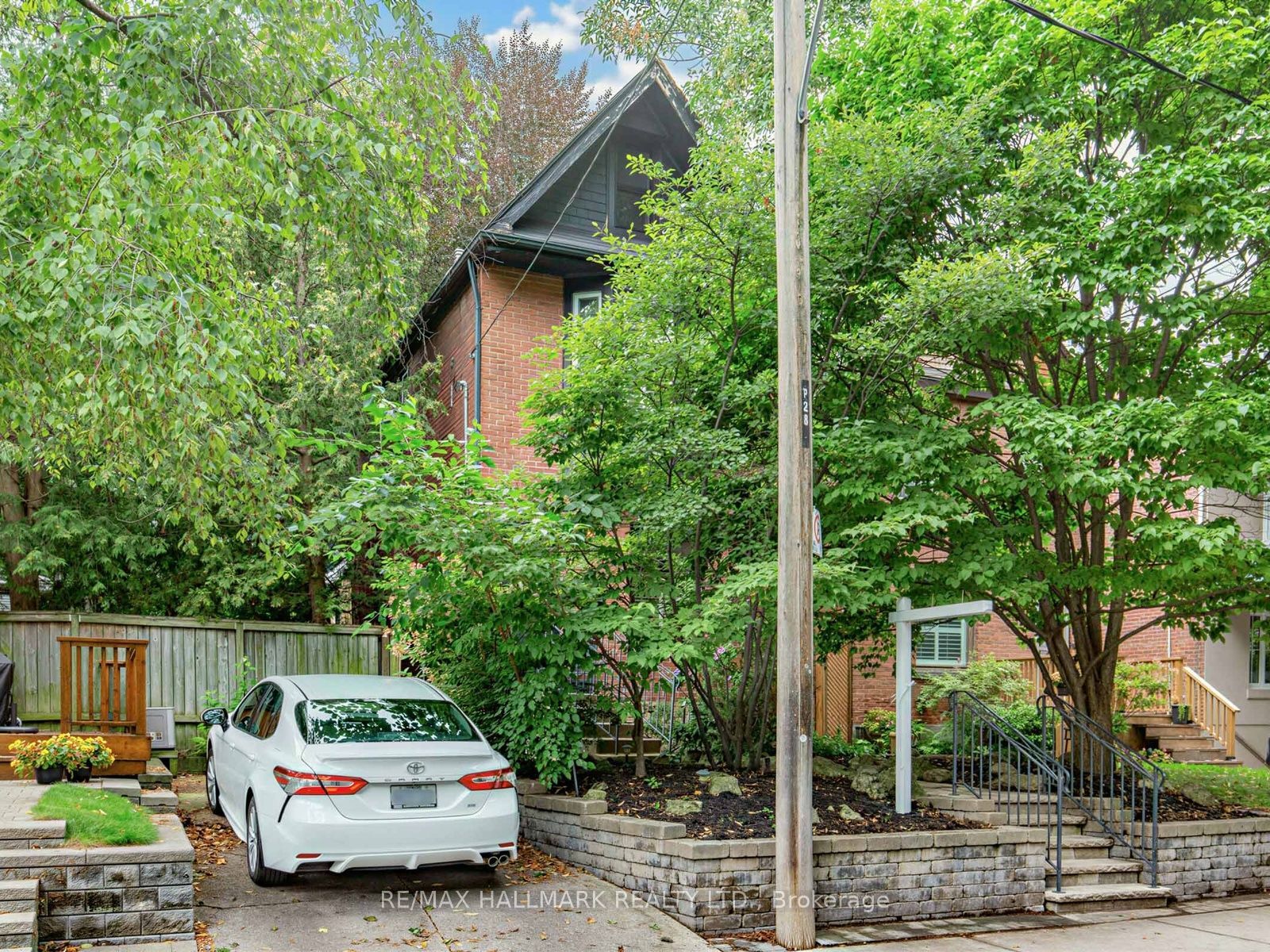 28 Condor Avenue, Toronto, ON M4J 3M8 photo 5
