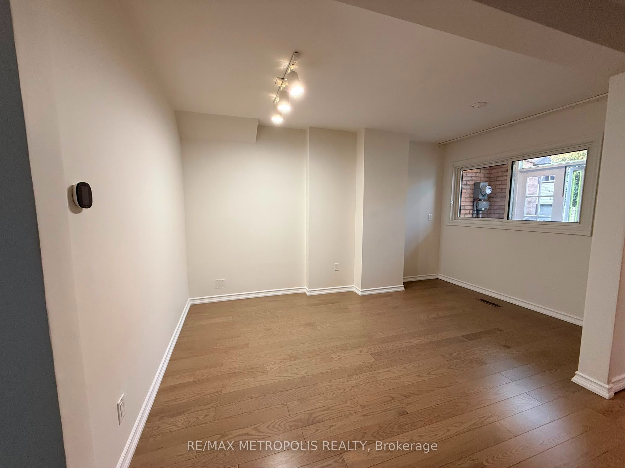 50 Silverbell Grove 26, Toronto, ON M1B 2L7 photo 2